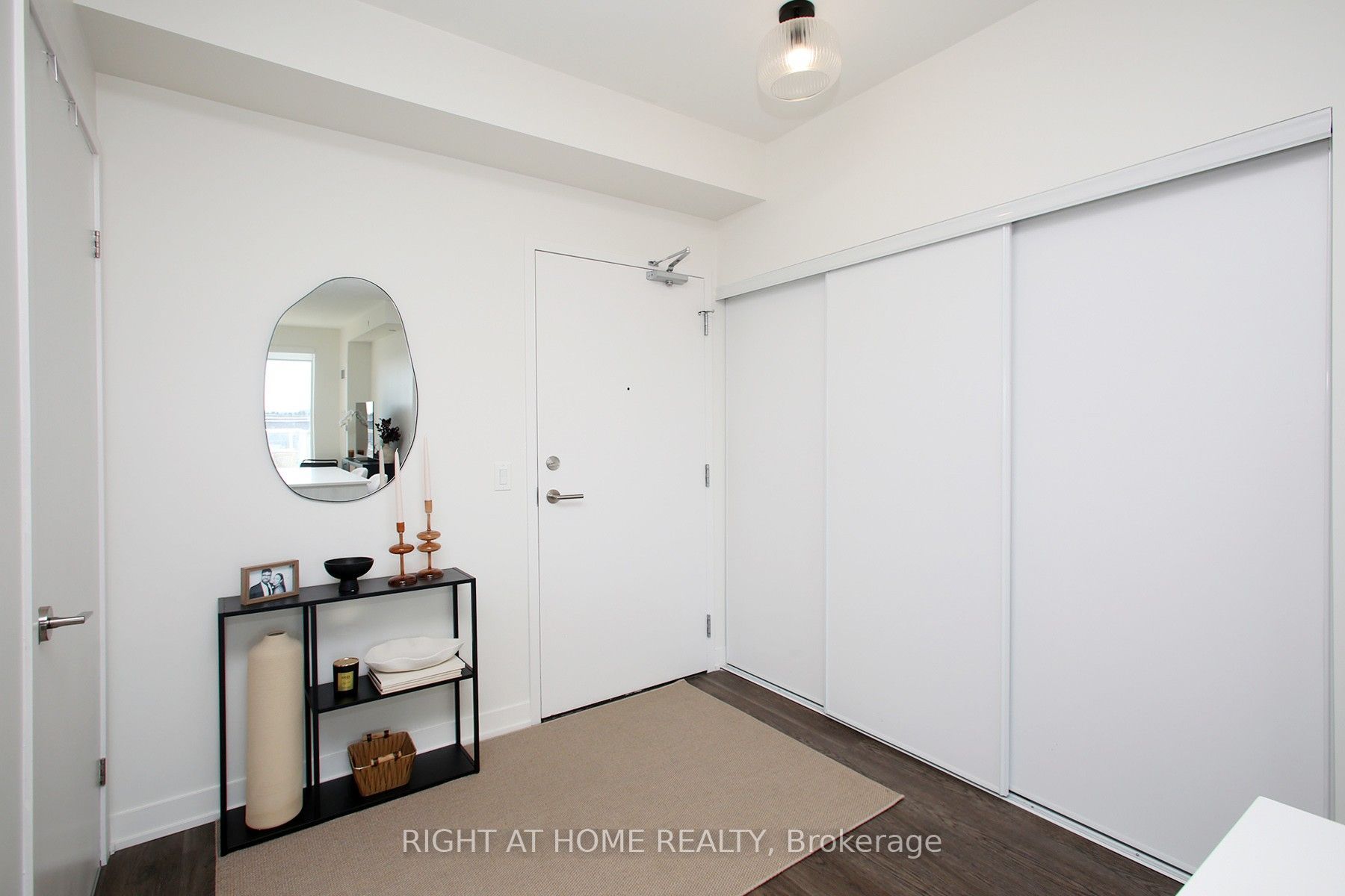 6 David Eyer Road 513 Property Photo 5