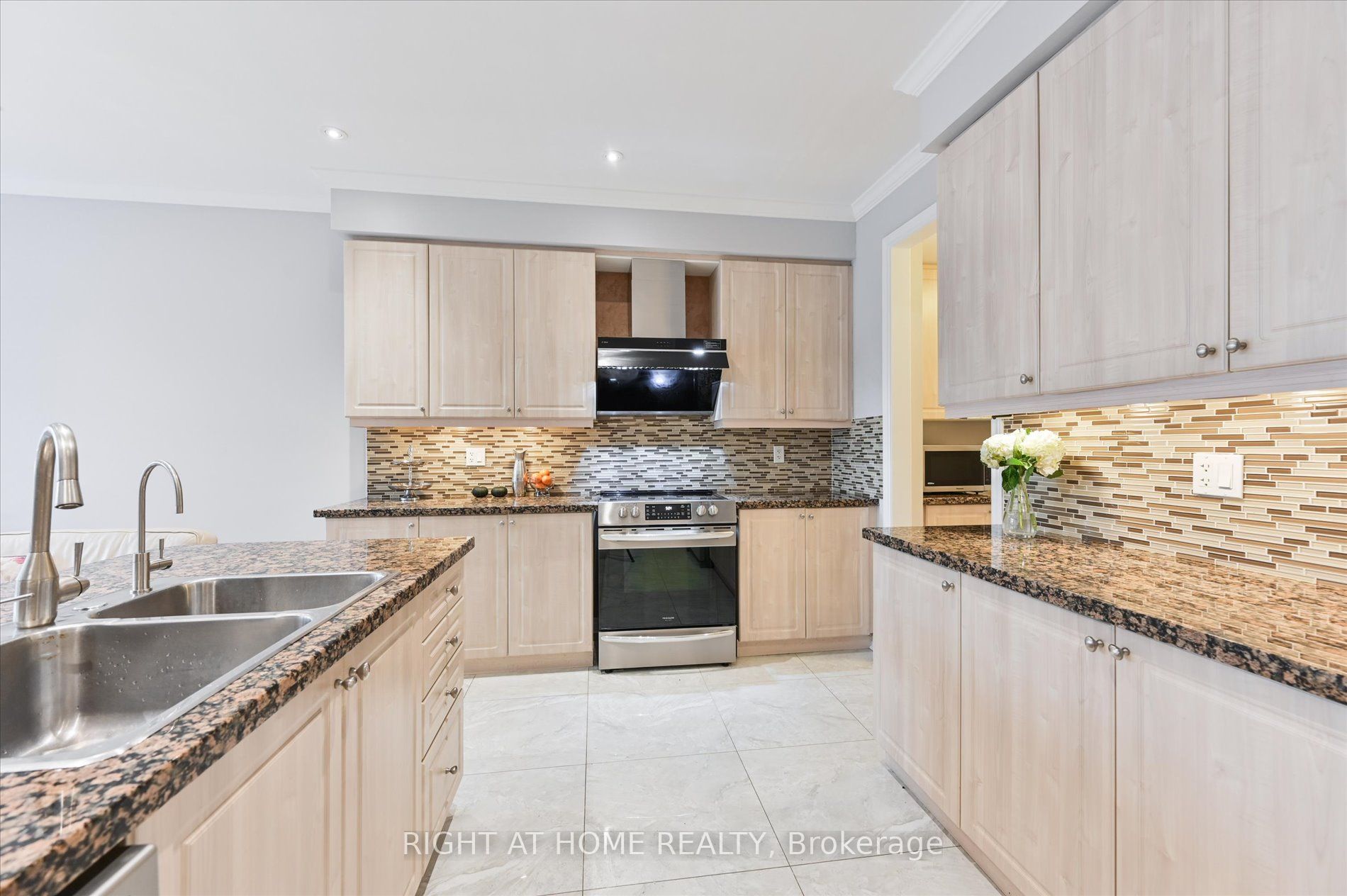 10490 Victoria Square Boulevard Property Photo 12