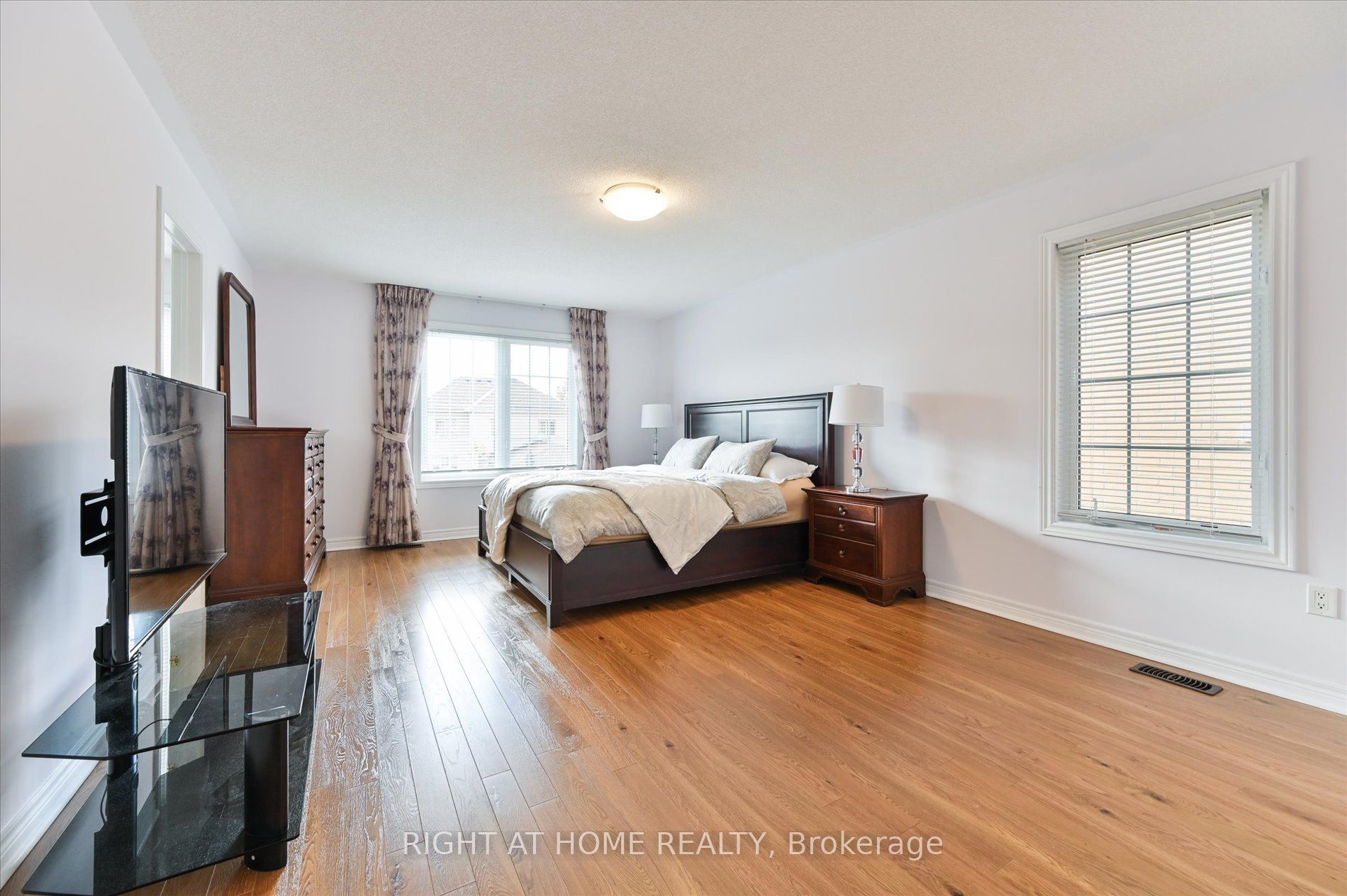 10490 Victoria Square Boulevard Property Photo 15
