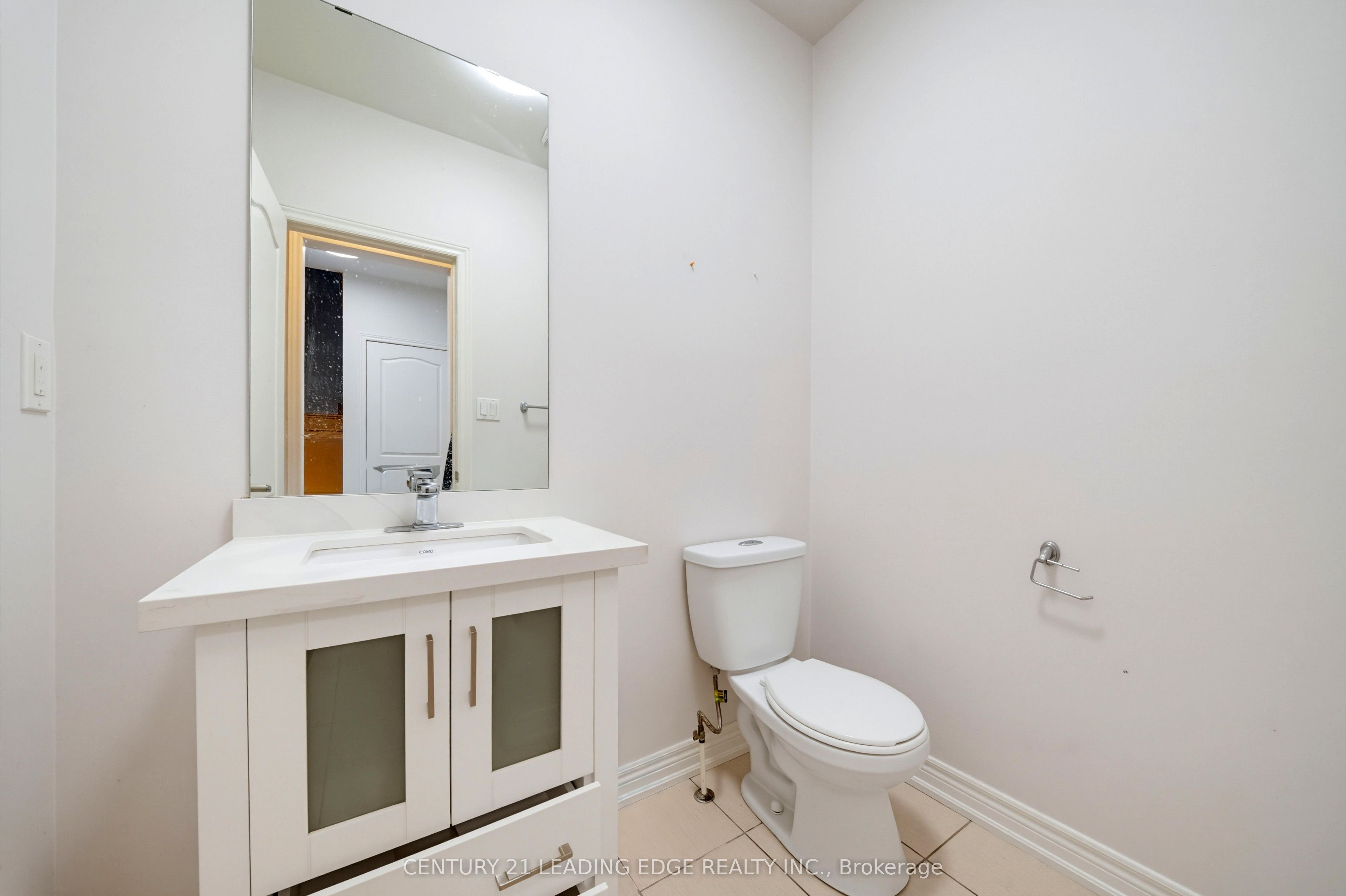 75 Decast Crescent Property Photo 10