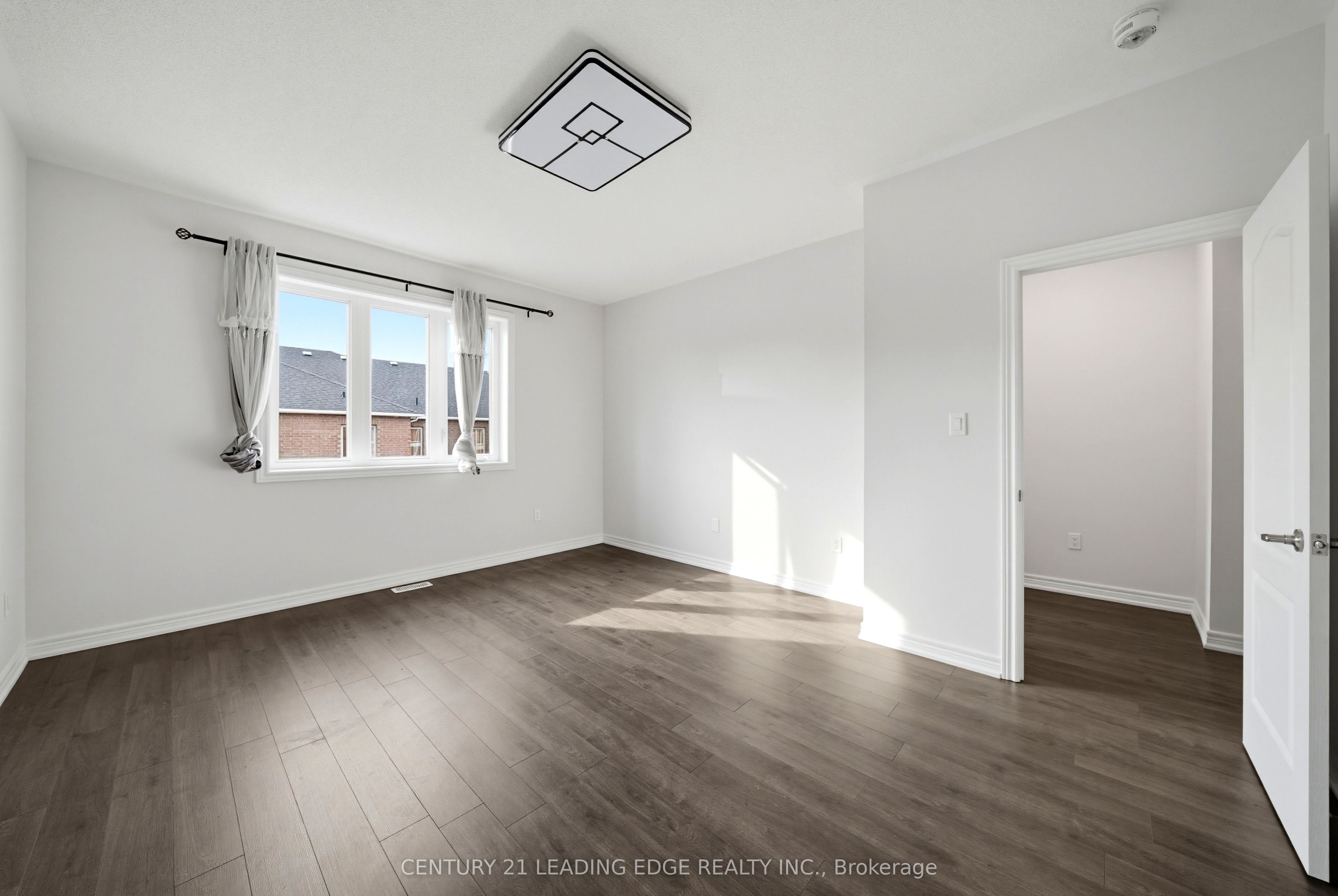 75 Decast Crescent Property Photo 21
