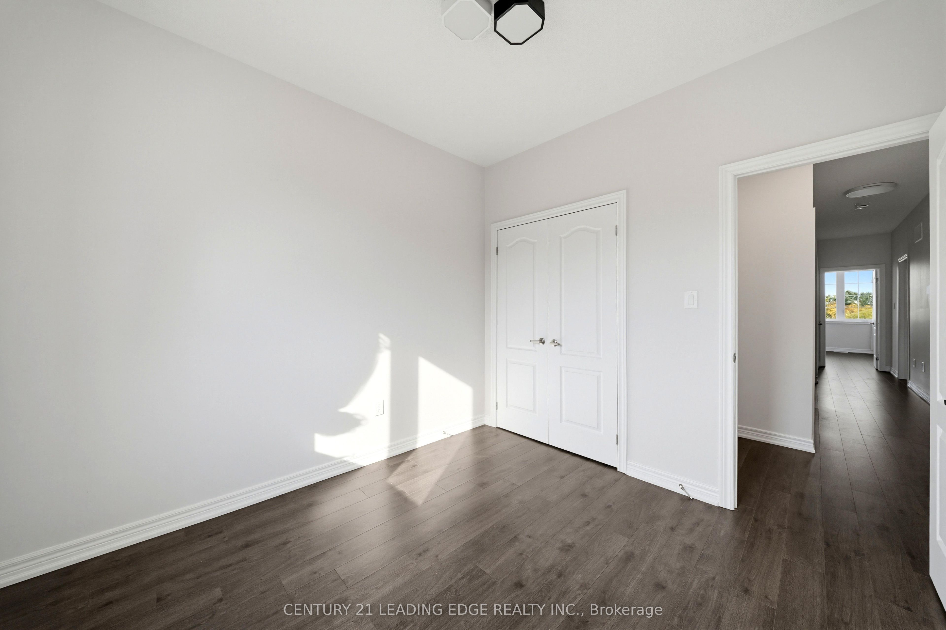 75 Decast Crescent Property Photo 26