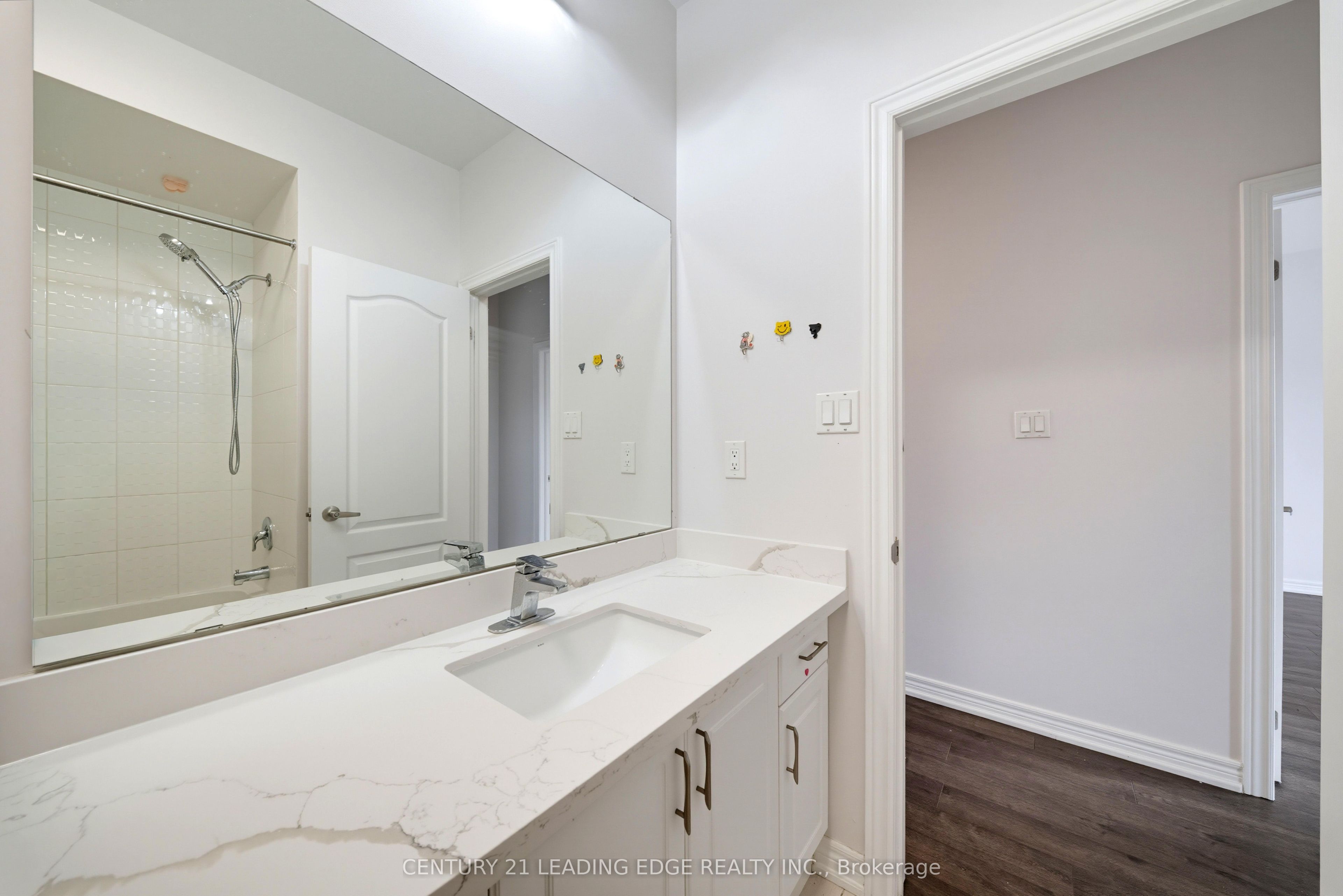 75 Decast Crescent Property Photo 38
