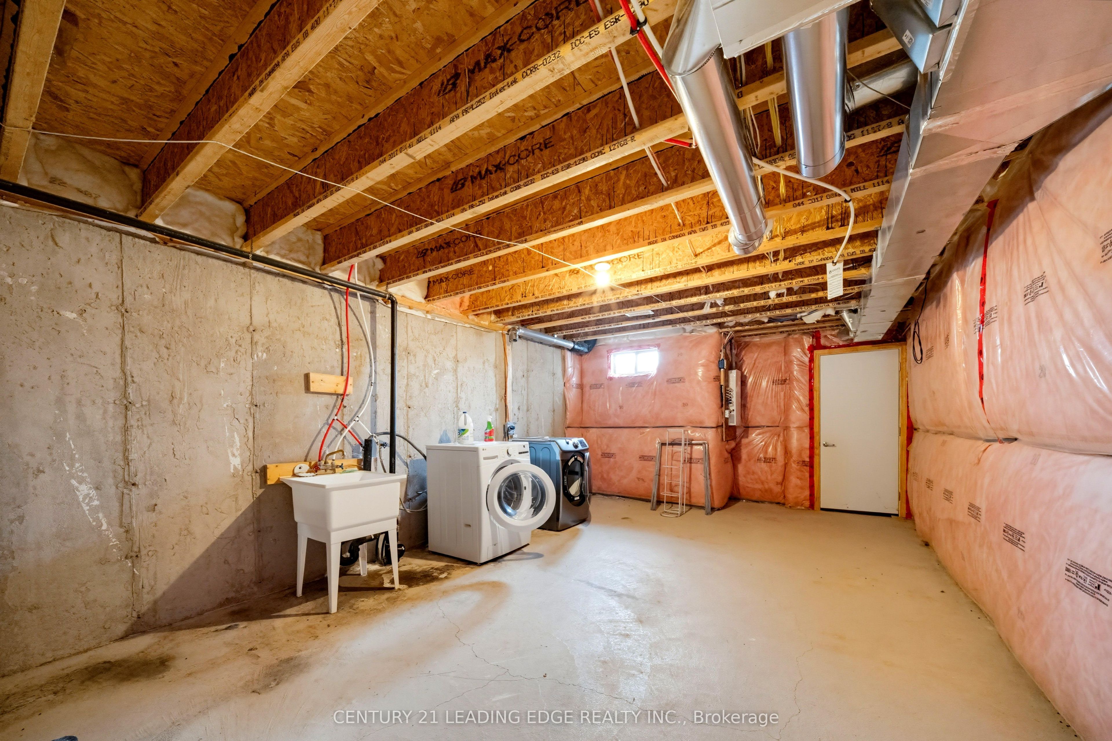 75 Decast Crescent Property Photo 39