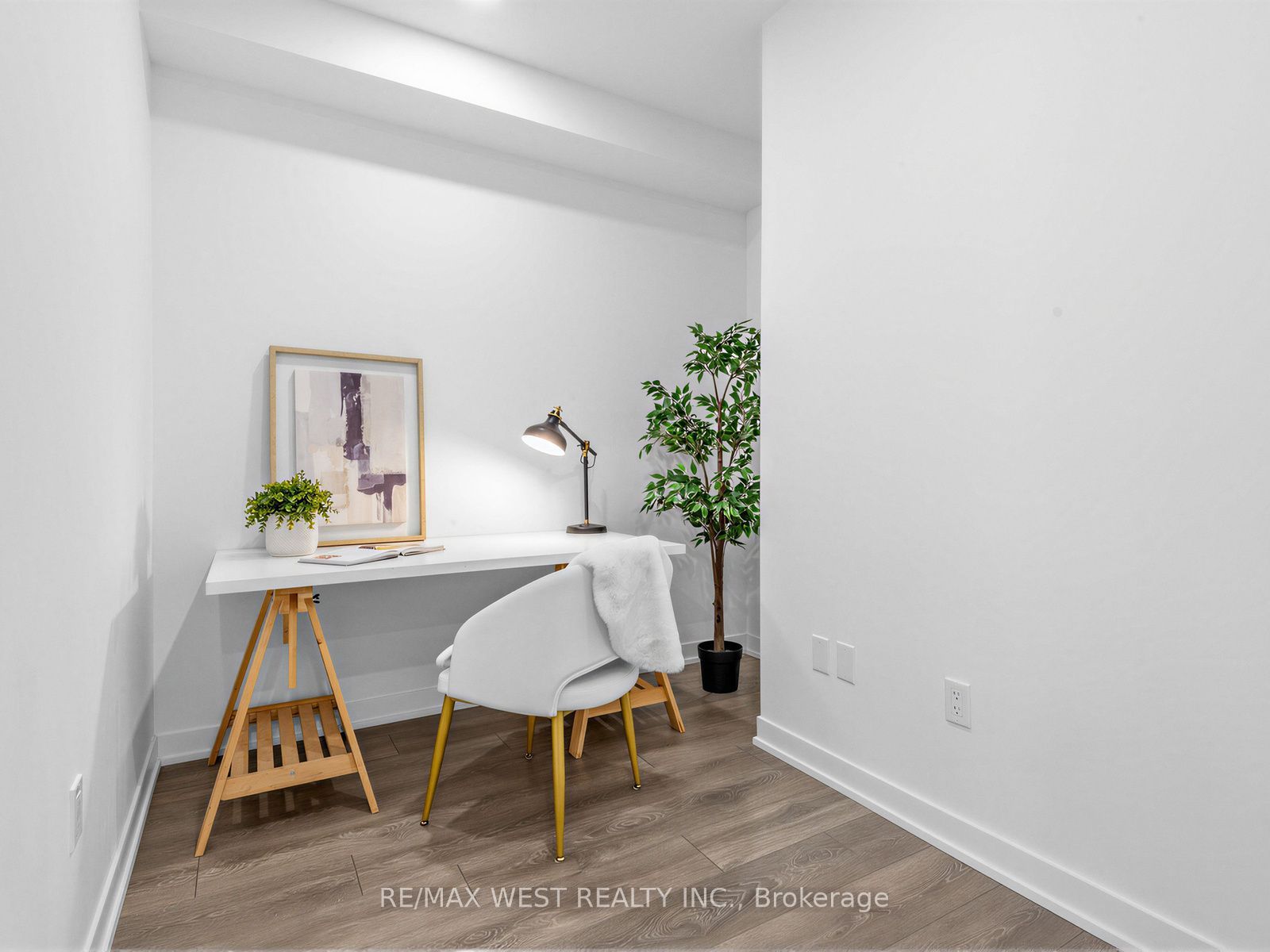 10 Abeja Street 1516 Property Photo 5