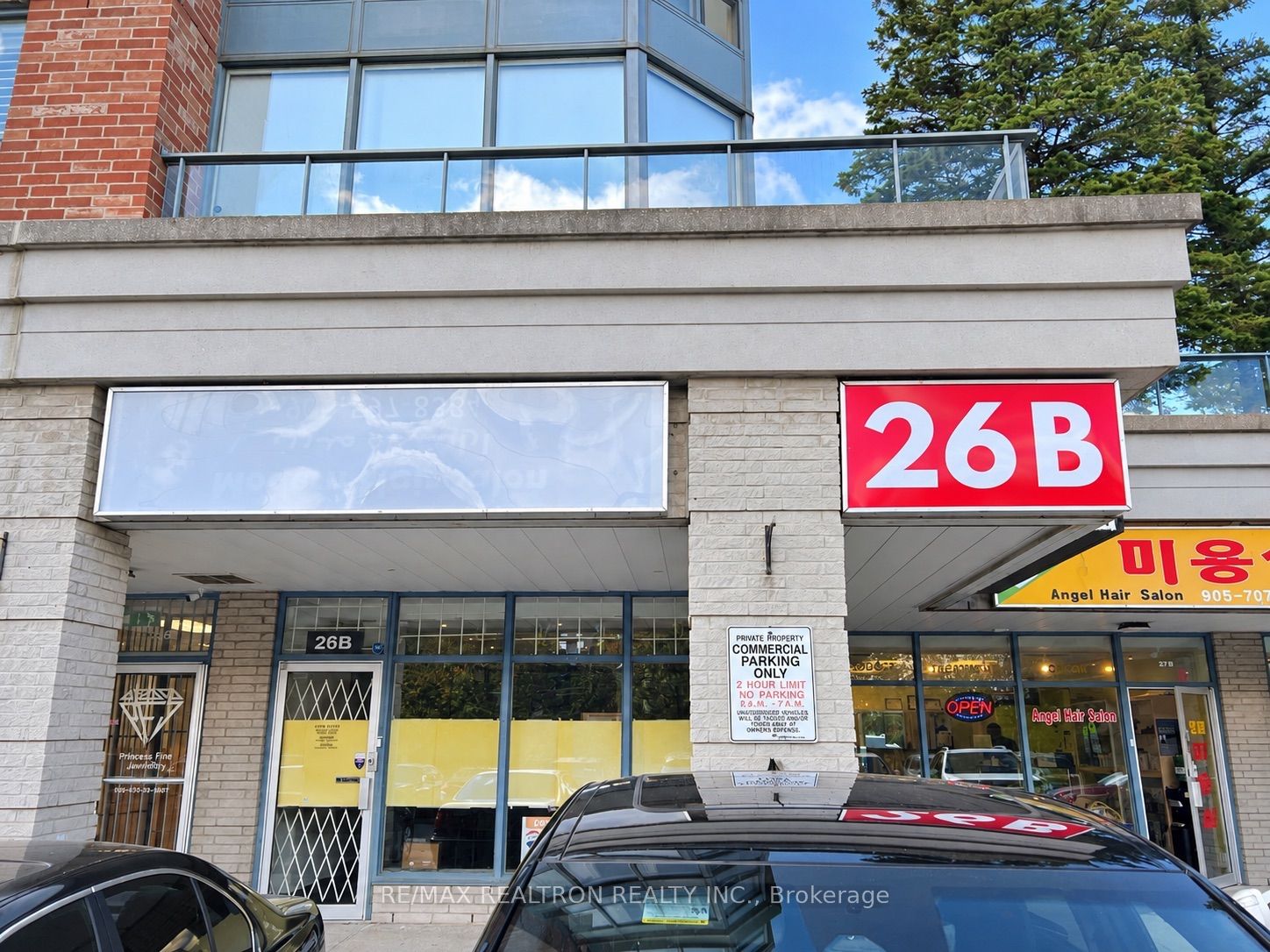 7378 Yonge Street 26B Property Photo 1