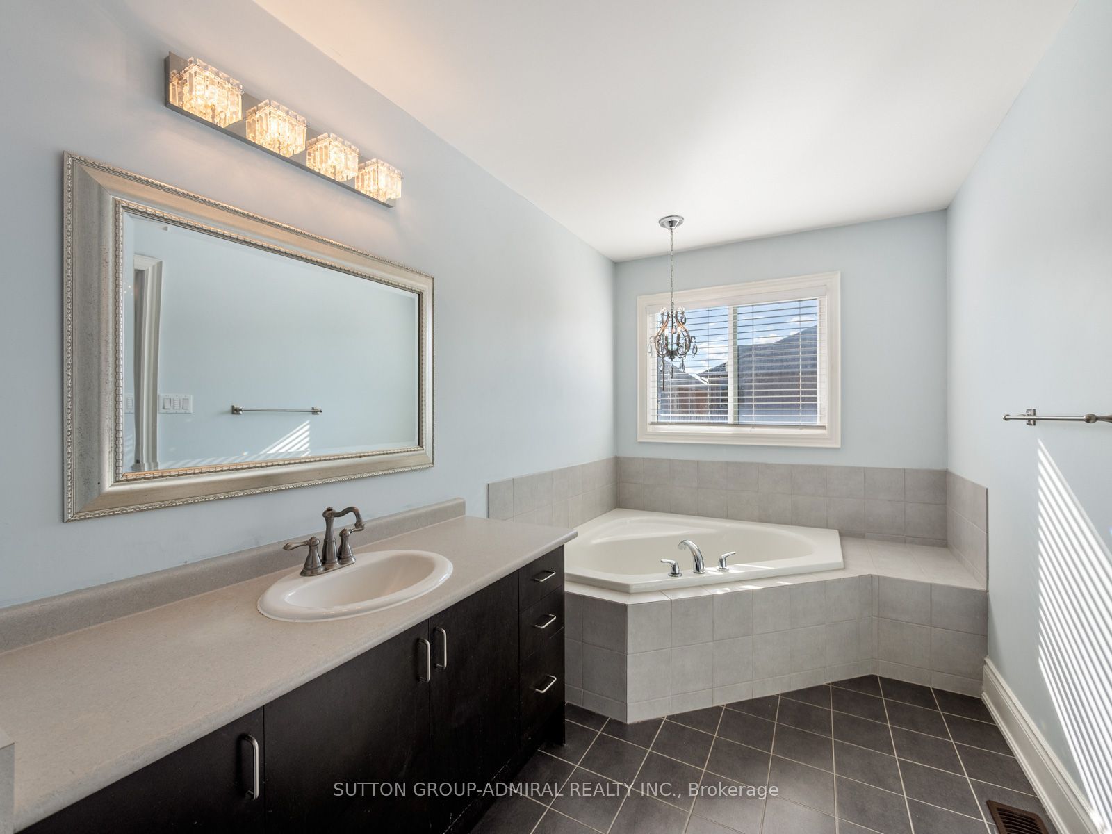 38 Orion Avenue Property Photo 27