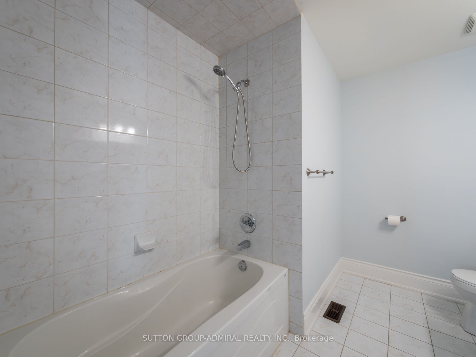 38 Orion Avenue Property Photo 33