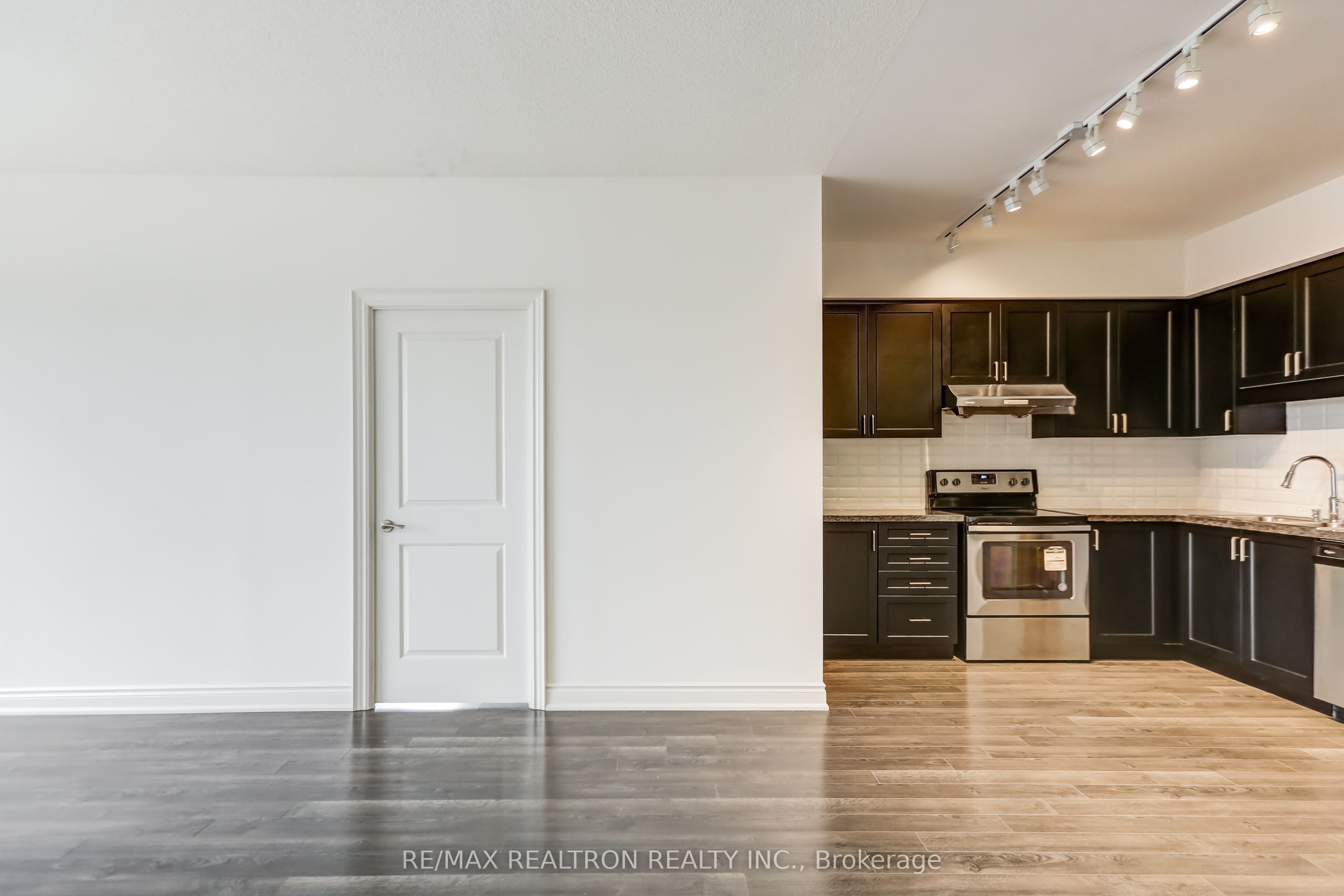 33 Clegg Road 1117 Property Photo 6