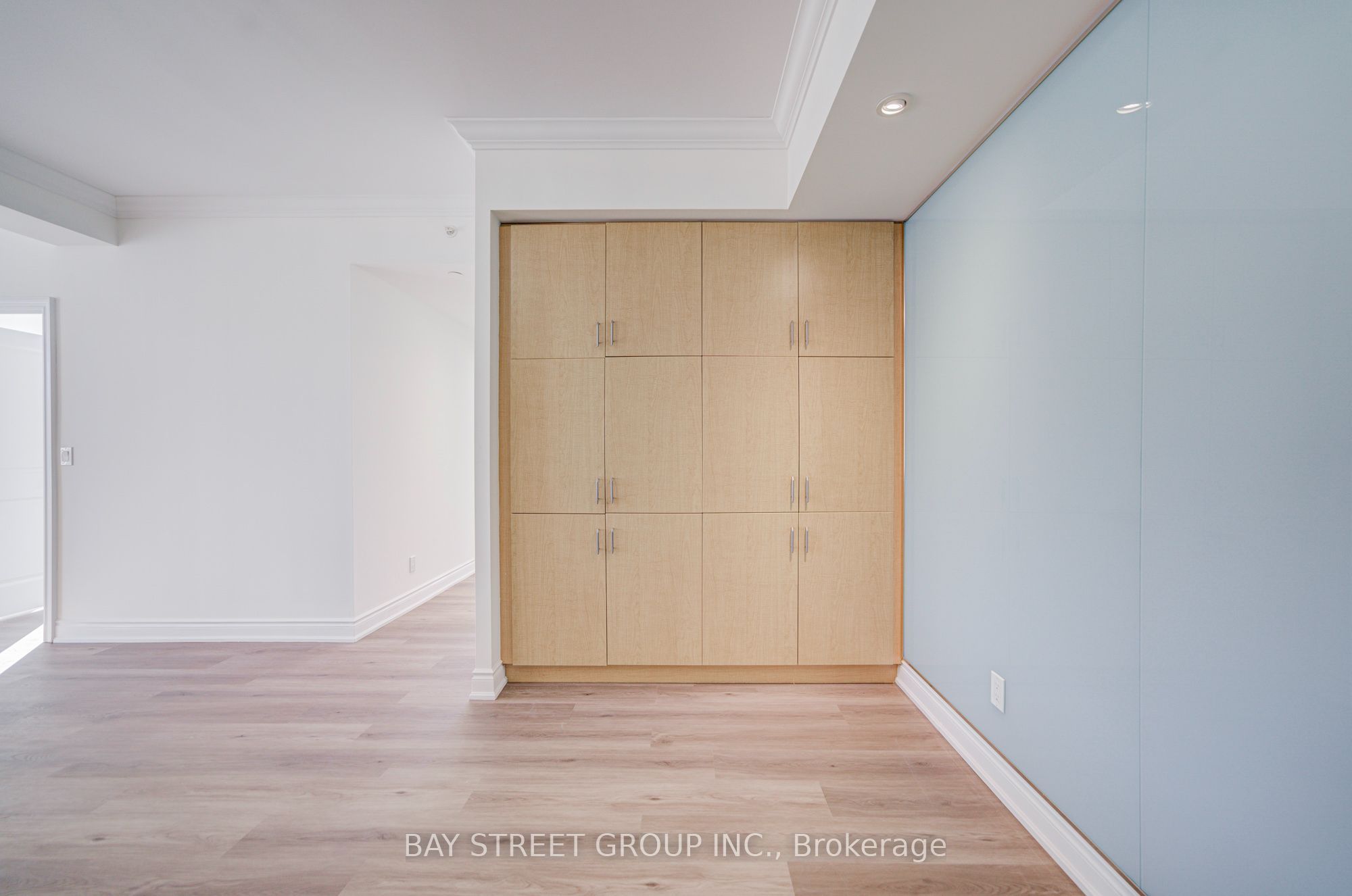 89 South Town Centre Boulevard 1102 Property Photo 13