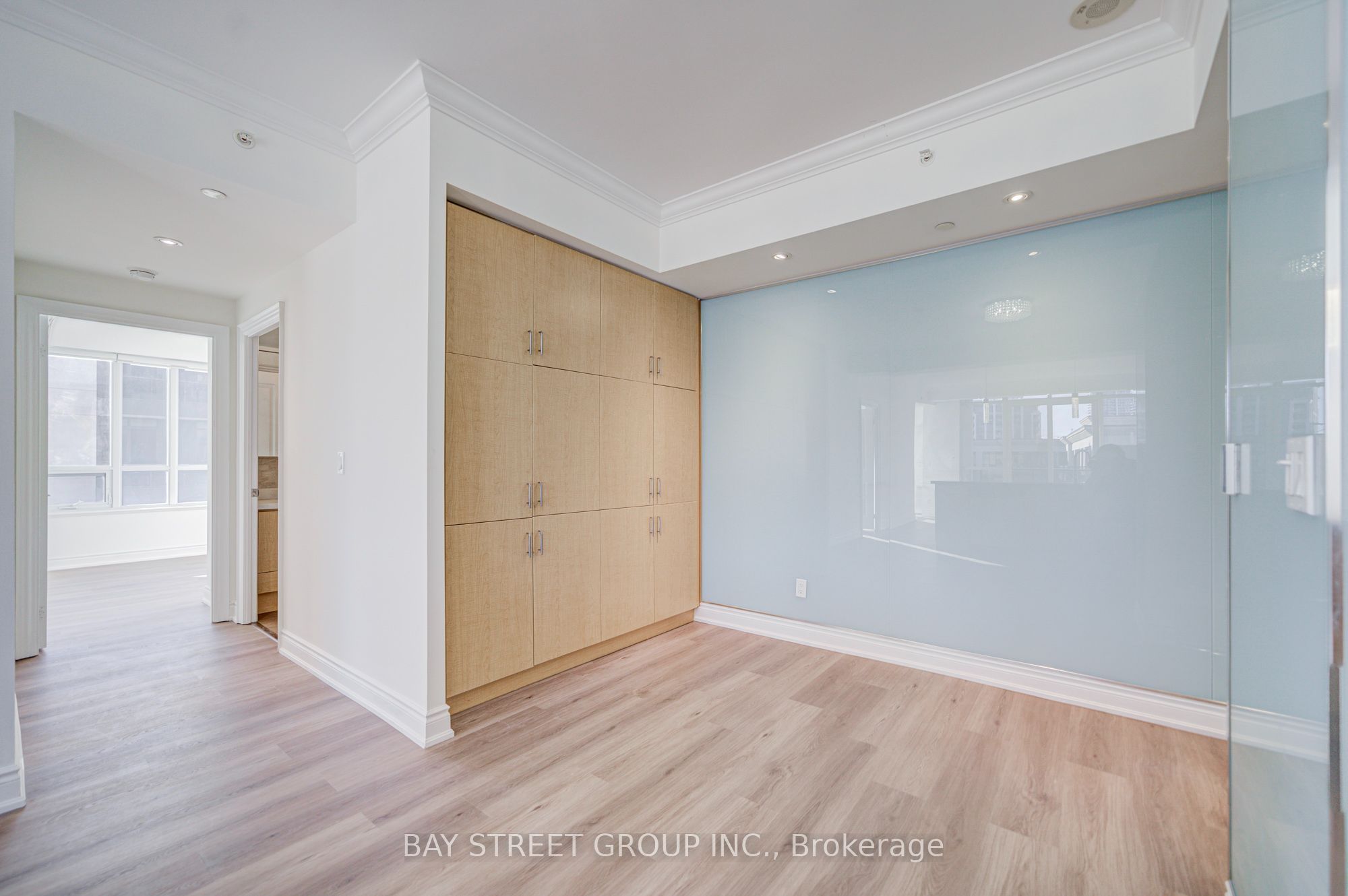 89 South Town Centre Boulevard 1102 Property Photo 15