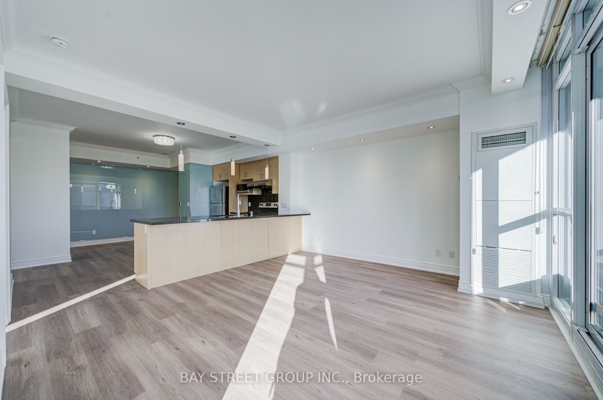 89 South Town Centre Boulevard 1102 Property Photo 24