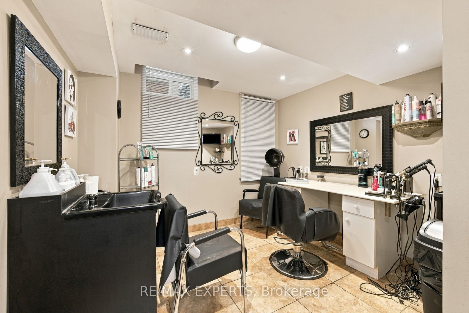 N13866926 Property Photo 23