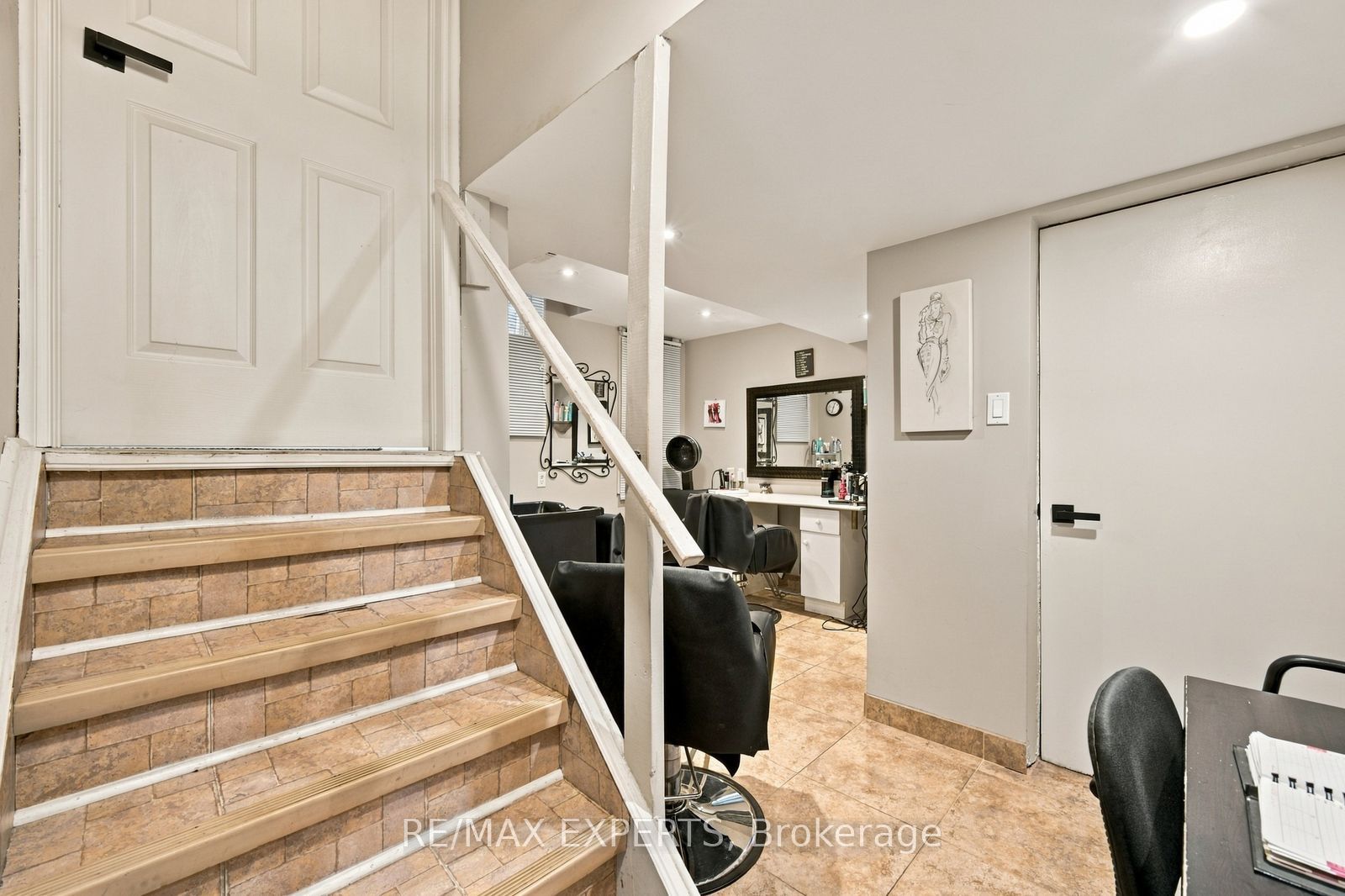 N13866926 Property Photo 24