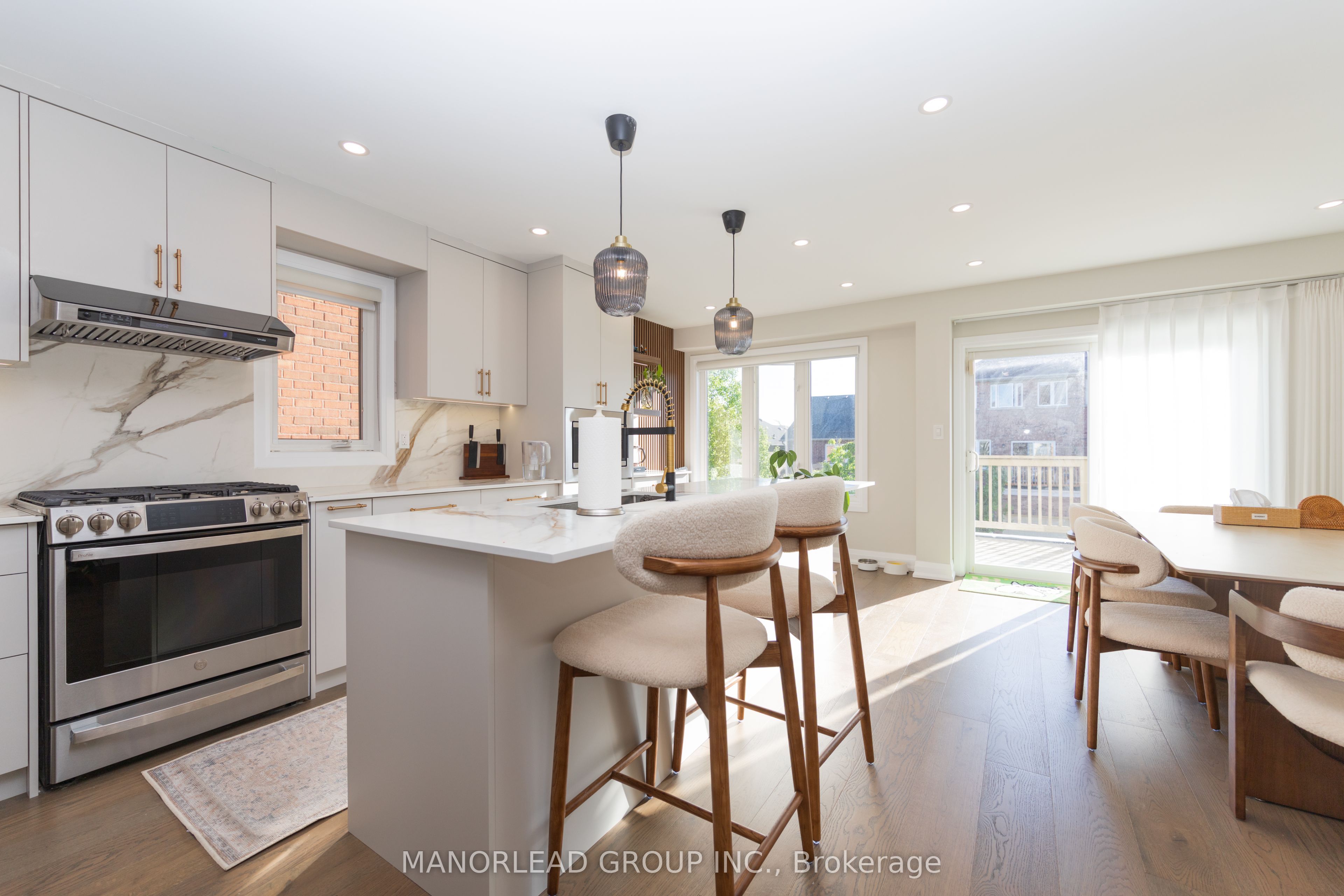 8 Rock Garden Street Property Photo 1