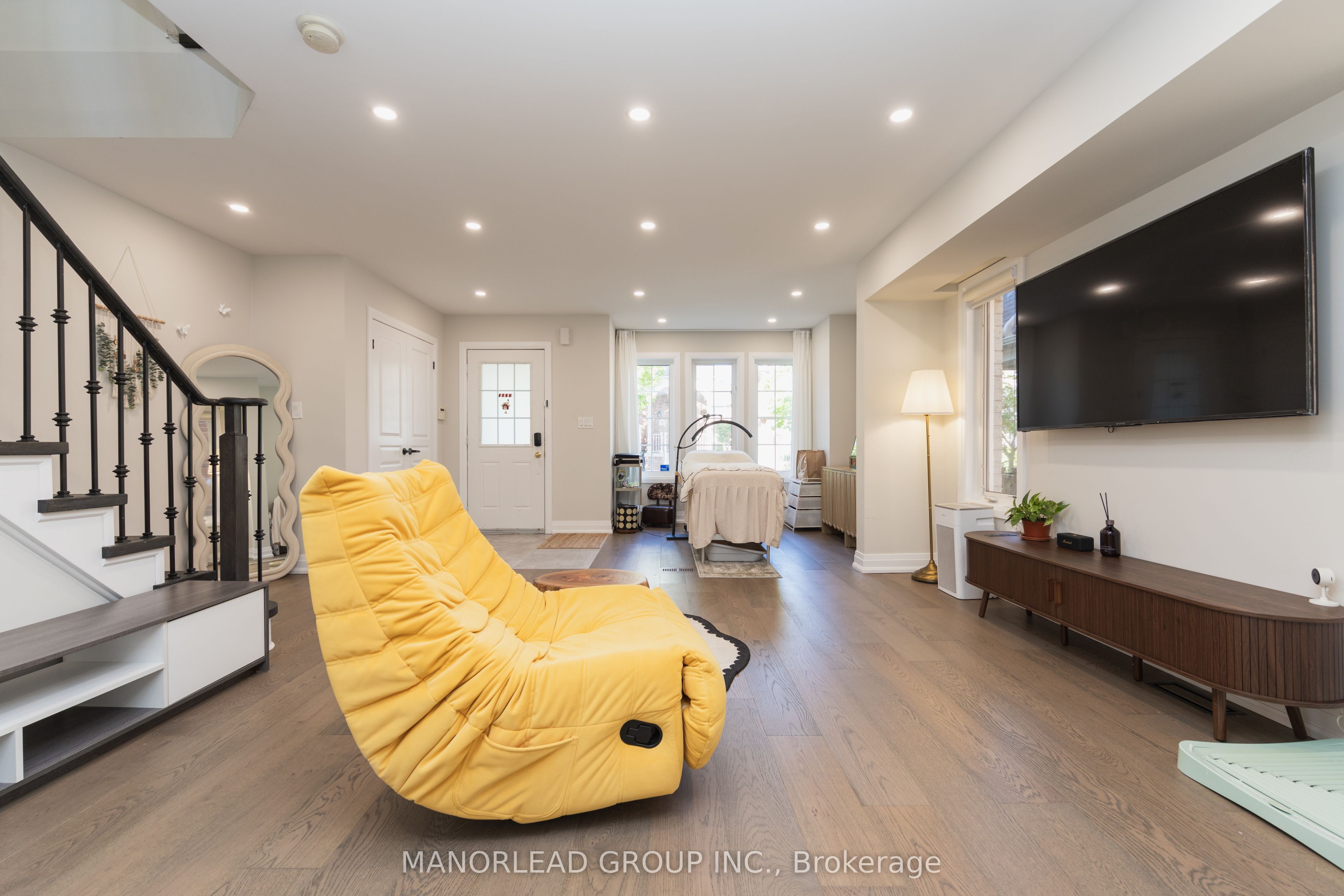 8 Rock Garden Street Property Photo 8