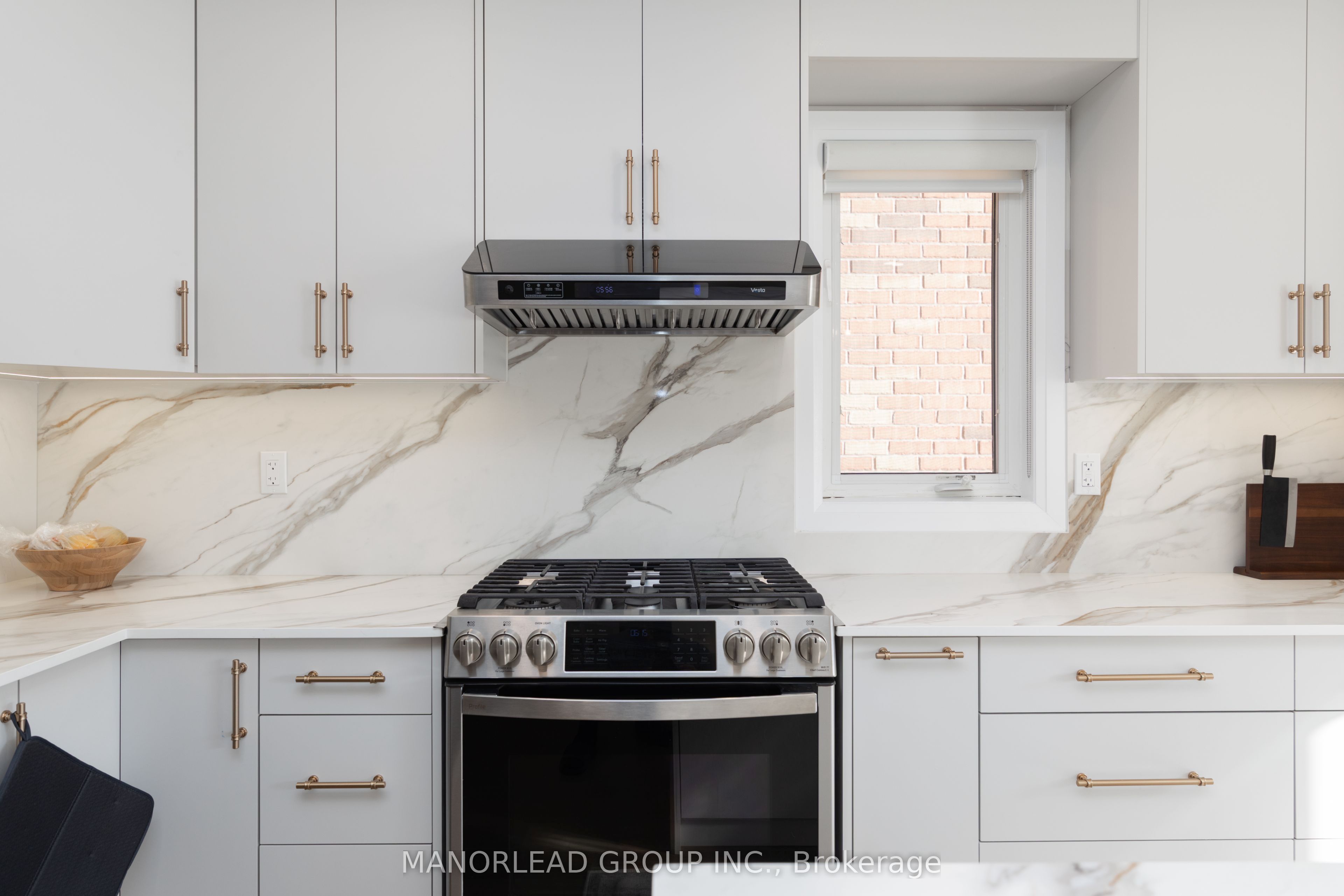 8 Rock Garden Street Property Photo 19