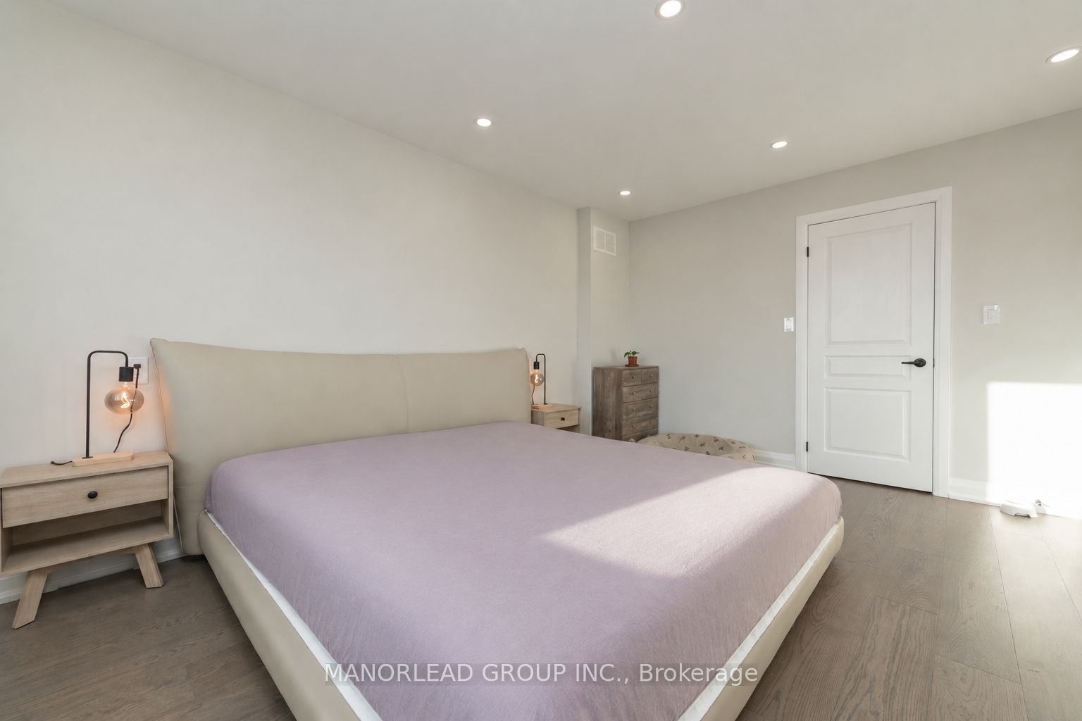 8 Rock Garden Street Property Photo 28