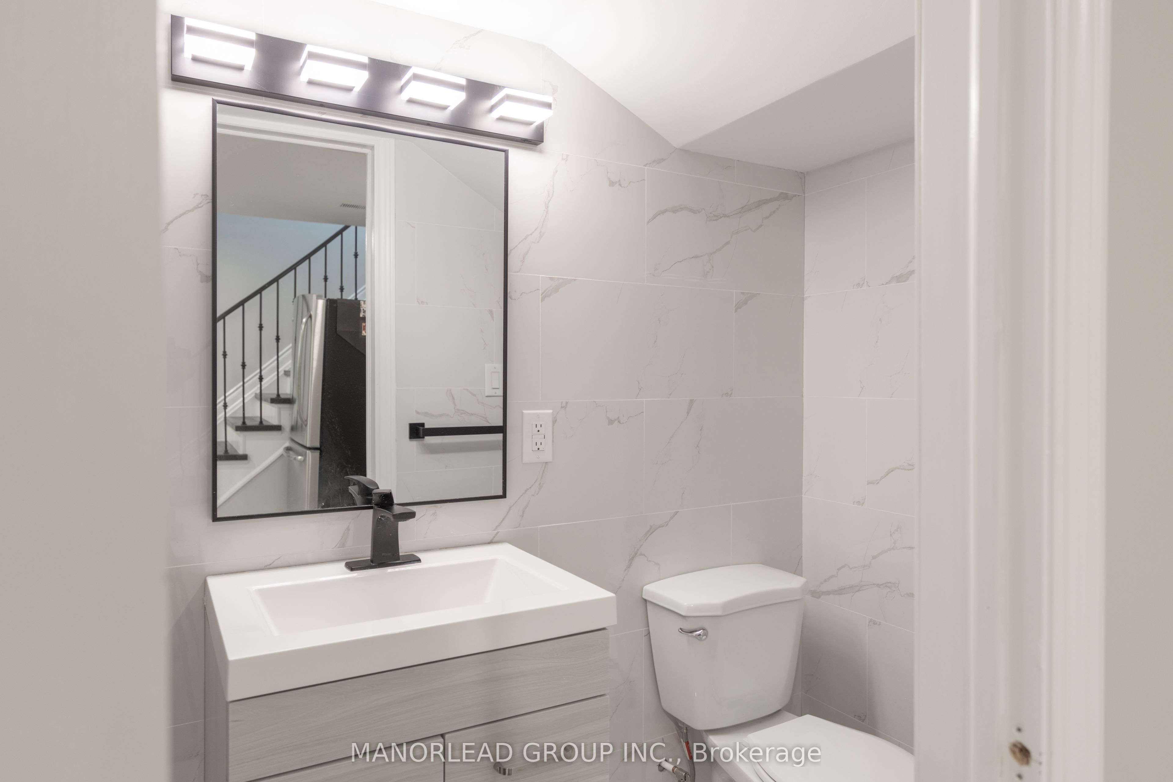 8 Rock Garden Street Property Photo 40