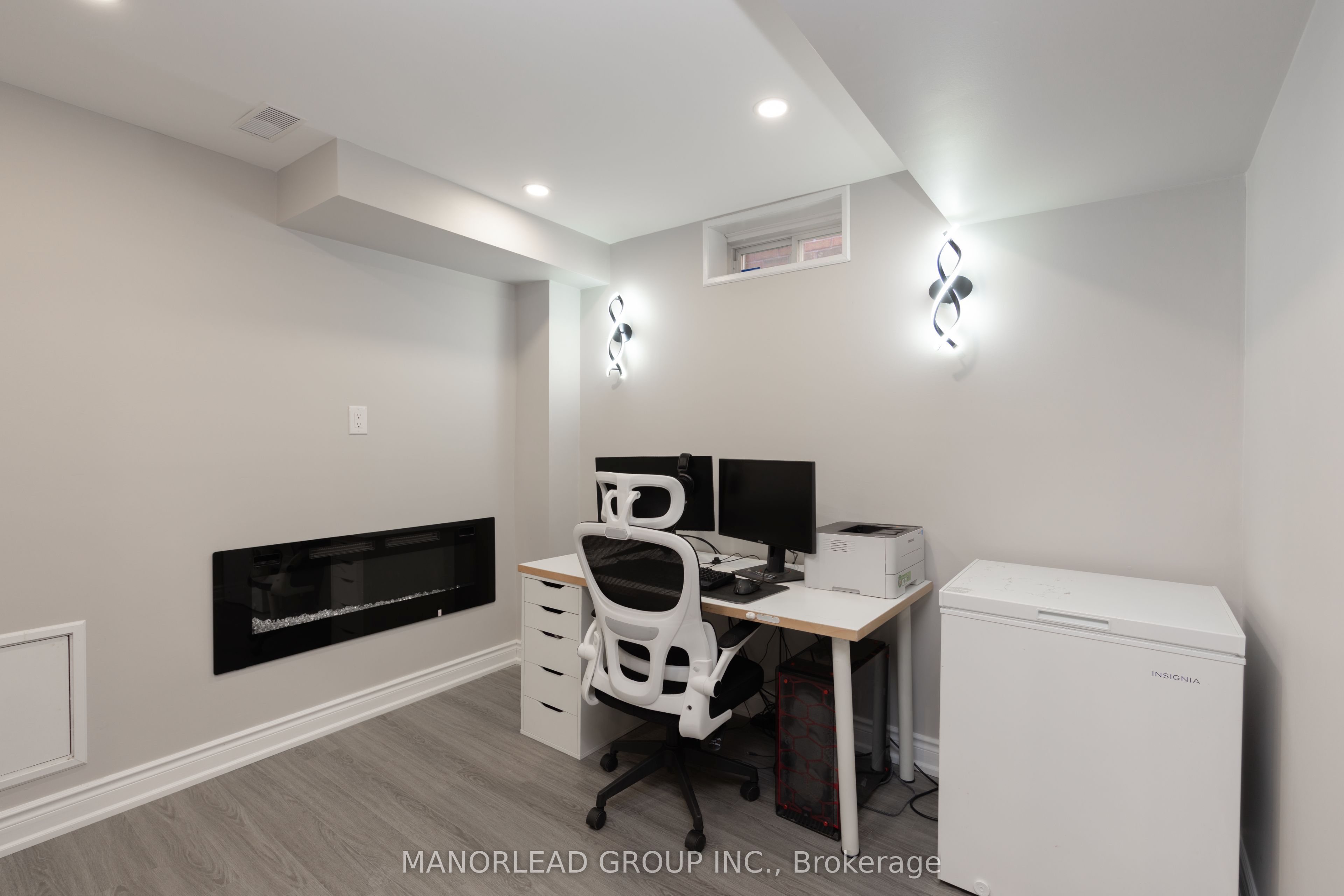 8 Rock Garden Street Property Photo 43