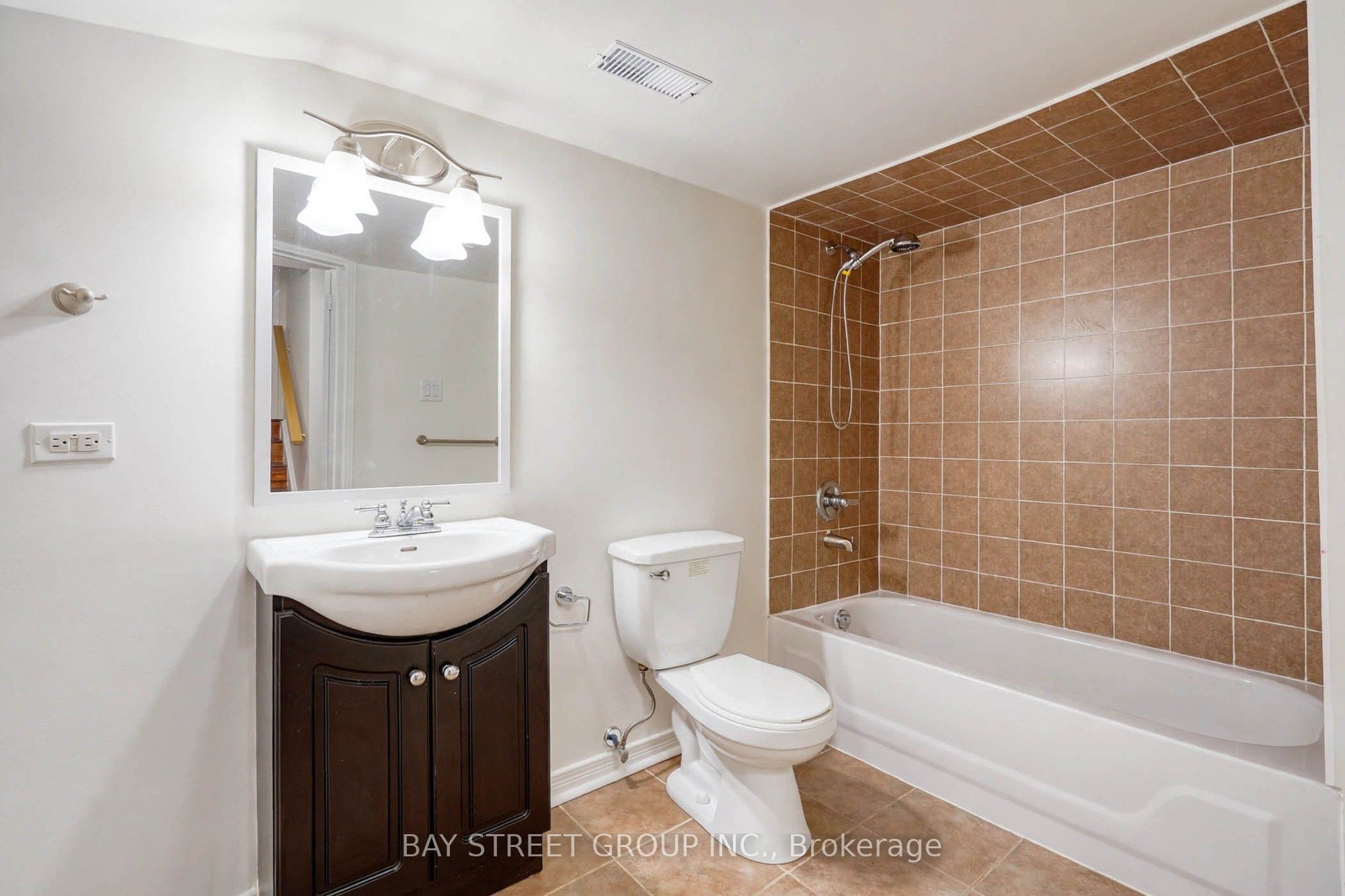 15 Fraserwood Road Property Photo 35