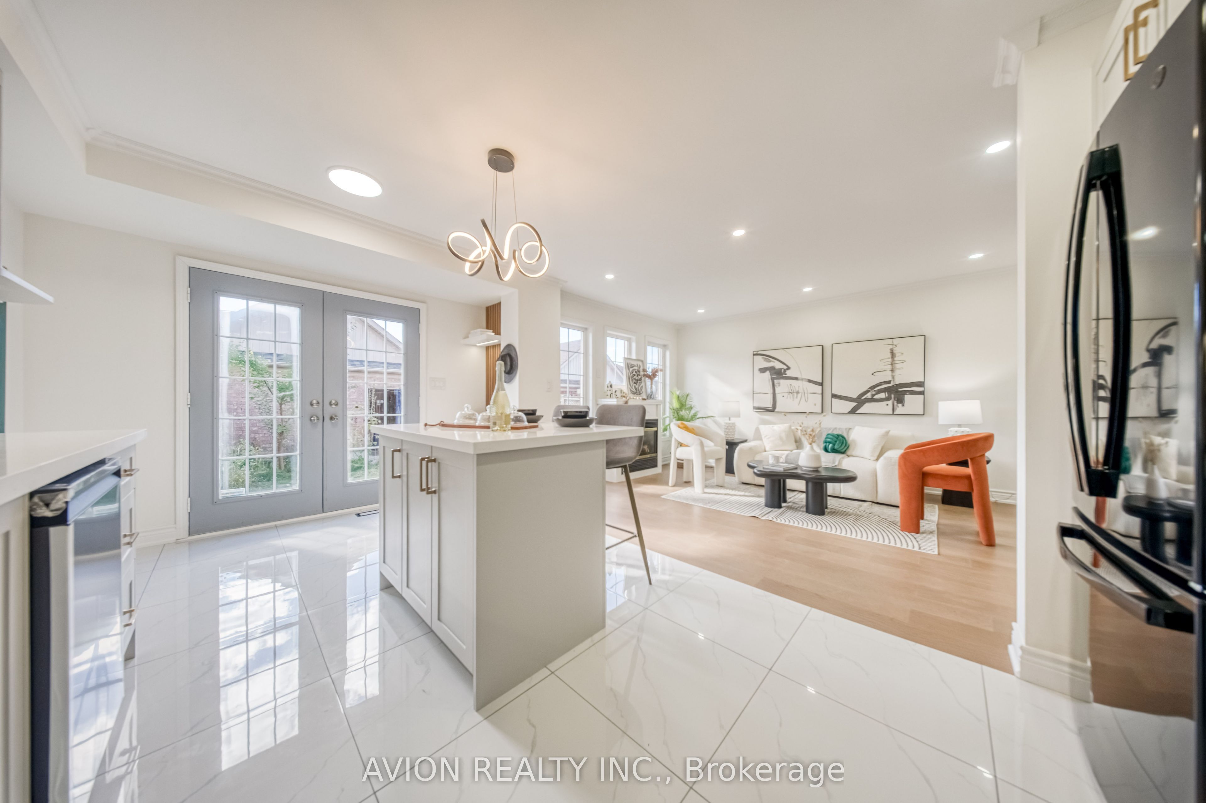741 Bur Oak Avenue Property Photo 19