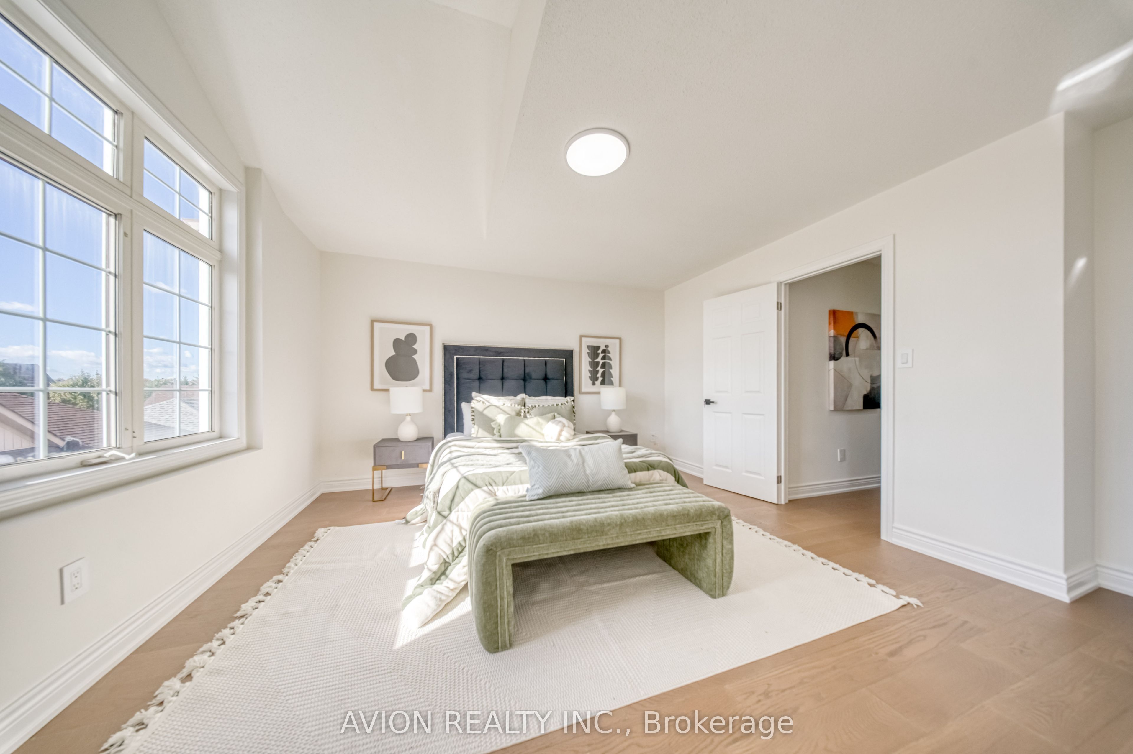 741 Bur Oak Avenue Property Photo 27