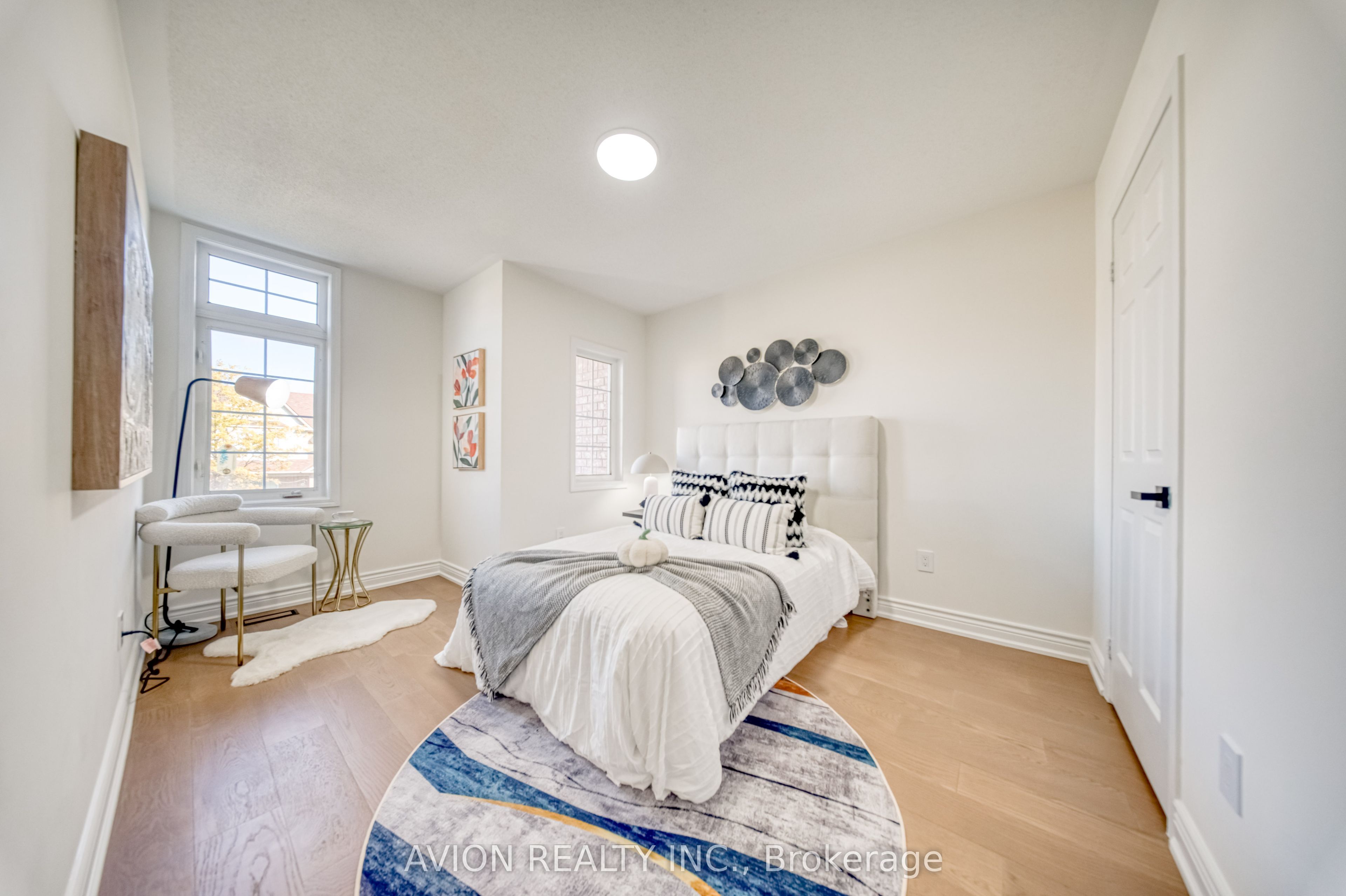 741 Bur Oak Avenue Property Photo 32