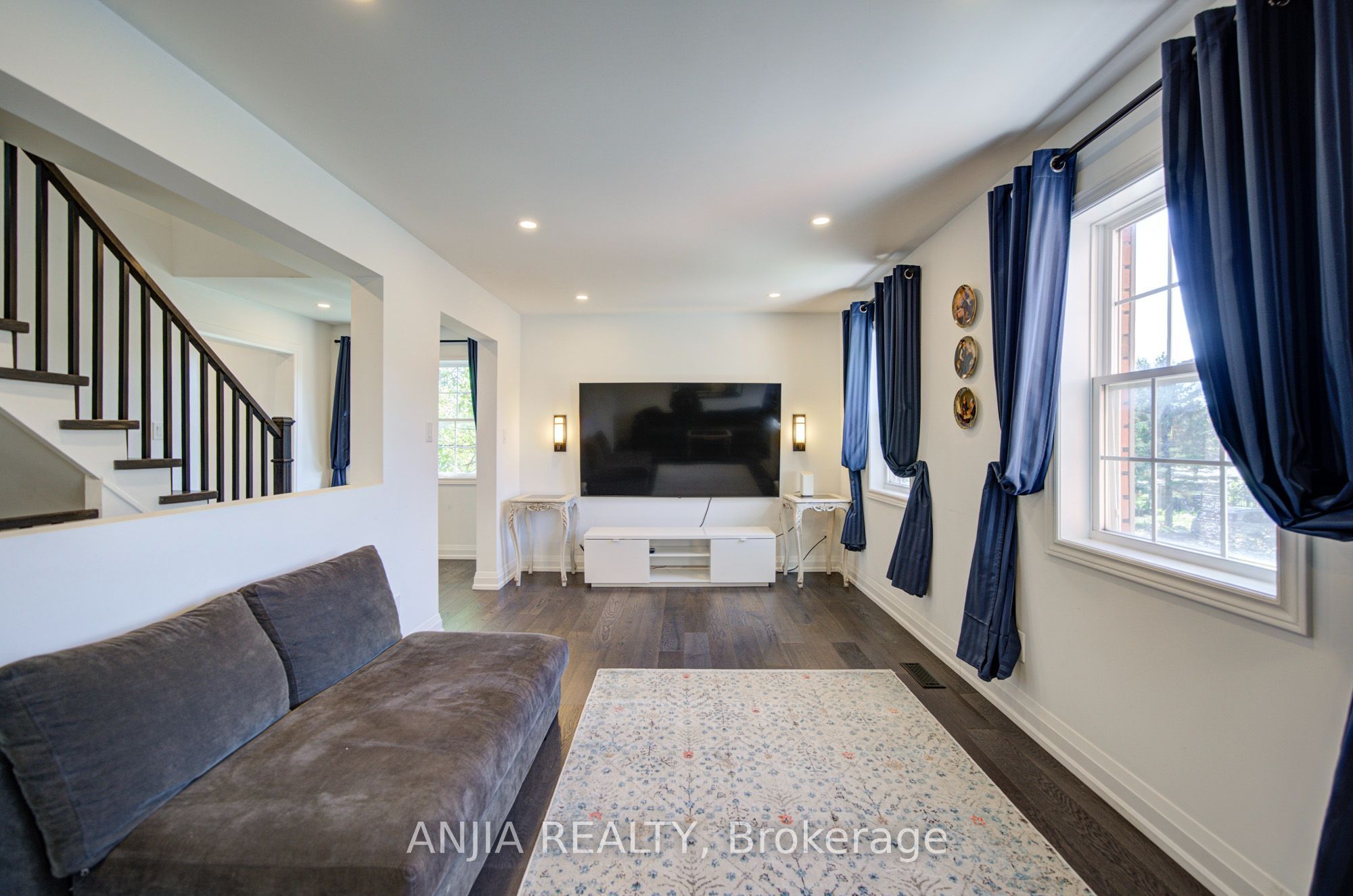 7 Hawtin Lane Property Photo 18