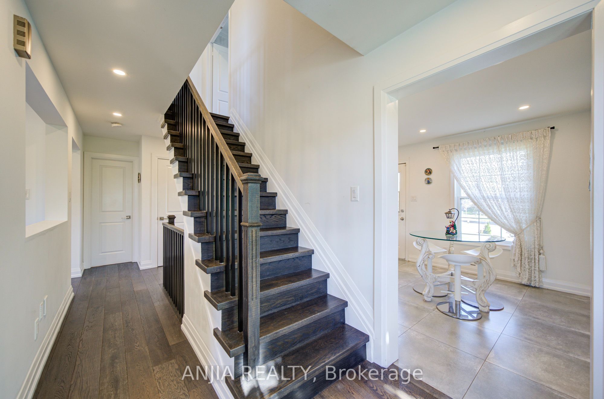 7 Hawtin Lane Property Photo 26