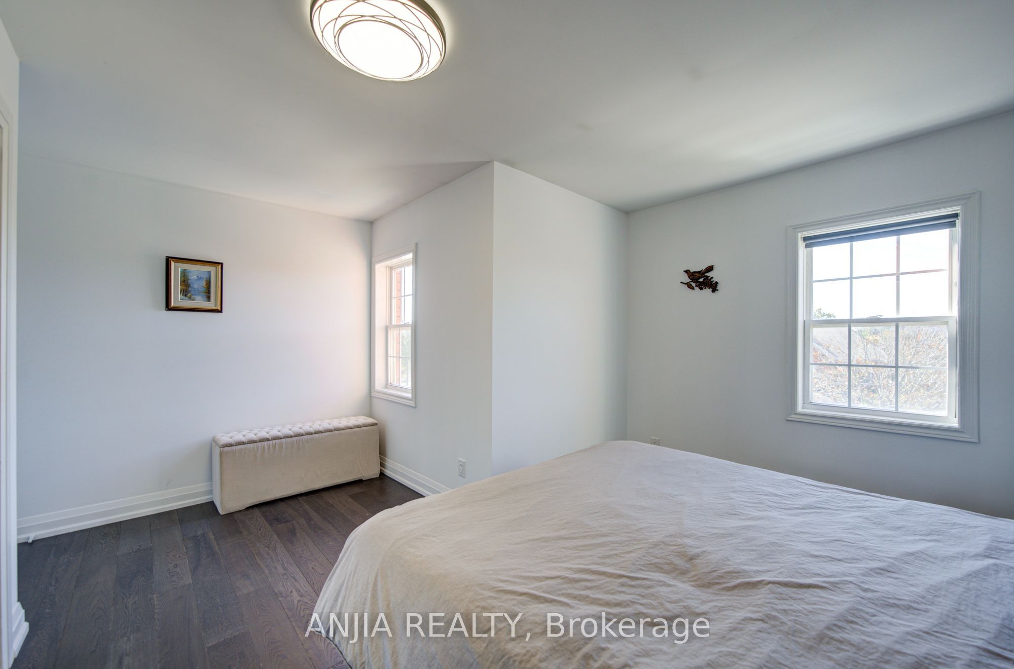 7 Hawtin Lane Property Photo 37