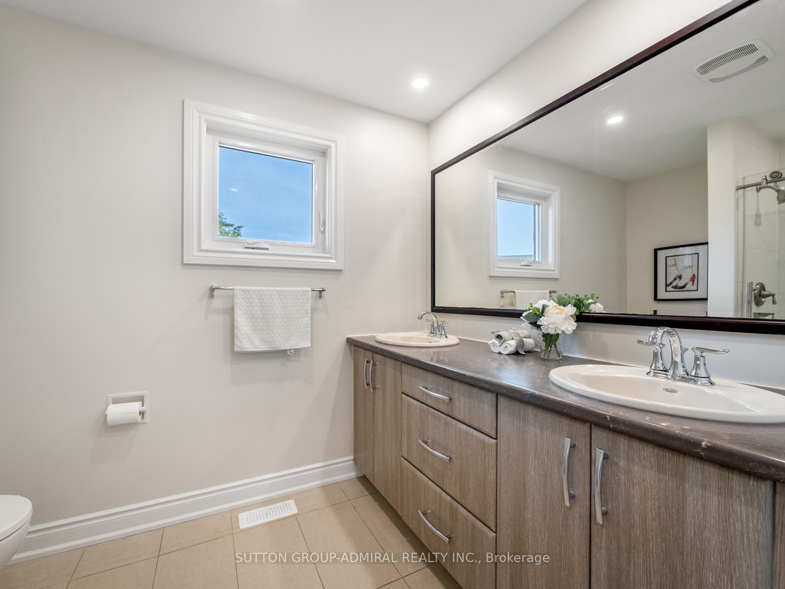 11 Espby Court Property Photo 34