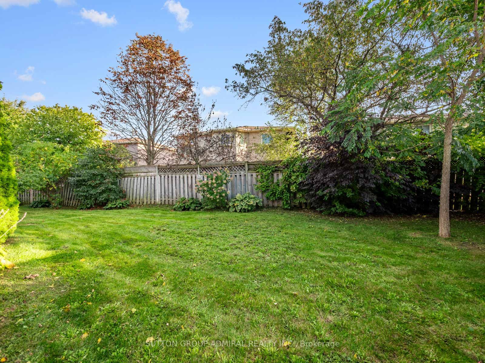 11 Espby Court Property Photo 43