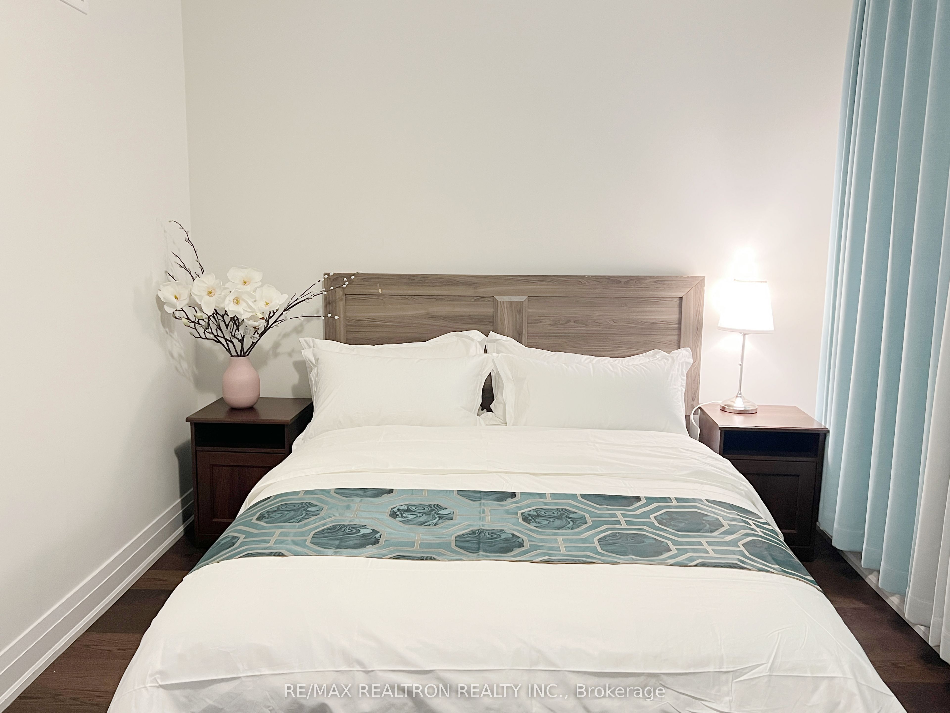 10 Maybank Lane Property Photo 5