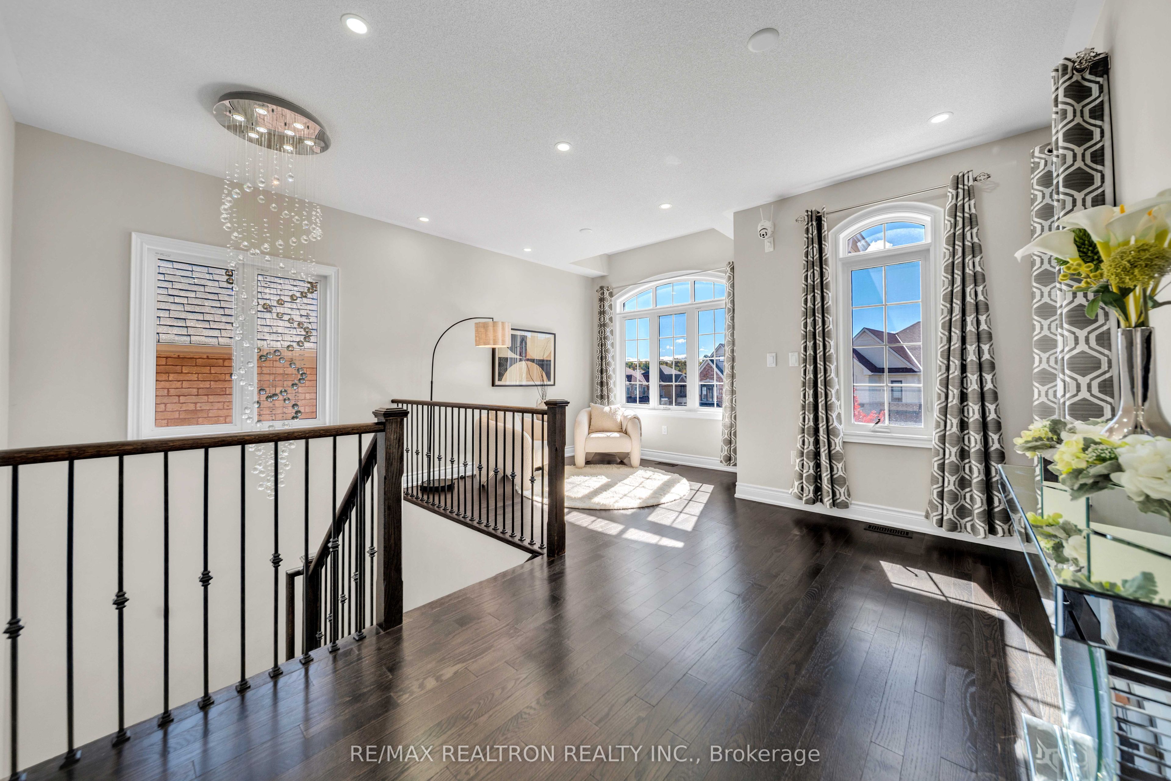 20 Tesla Crescent Property Photo 25