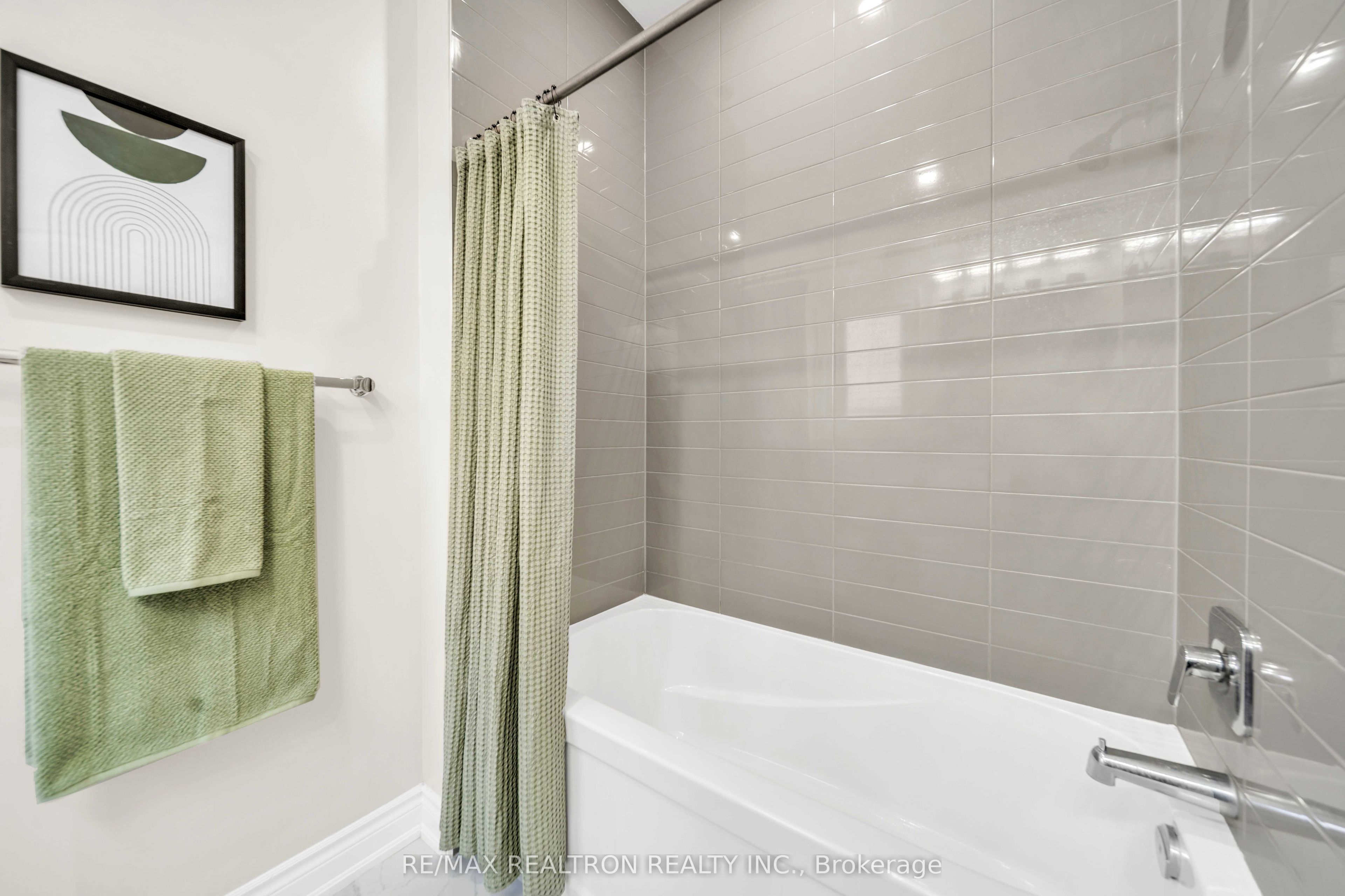 20 Tesla Crescent Property Photo 40