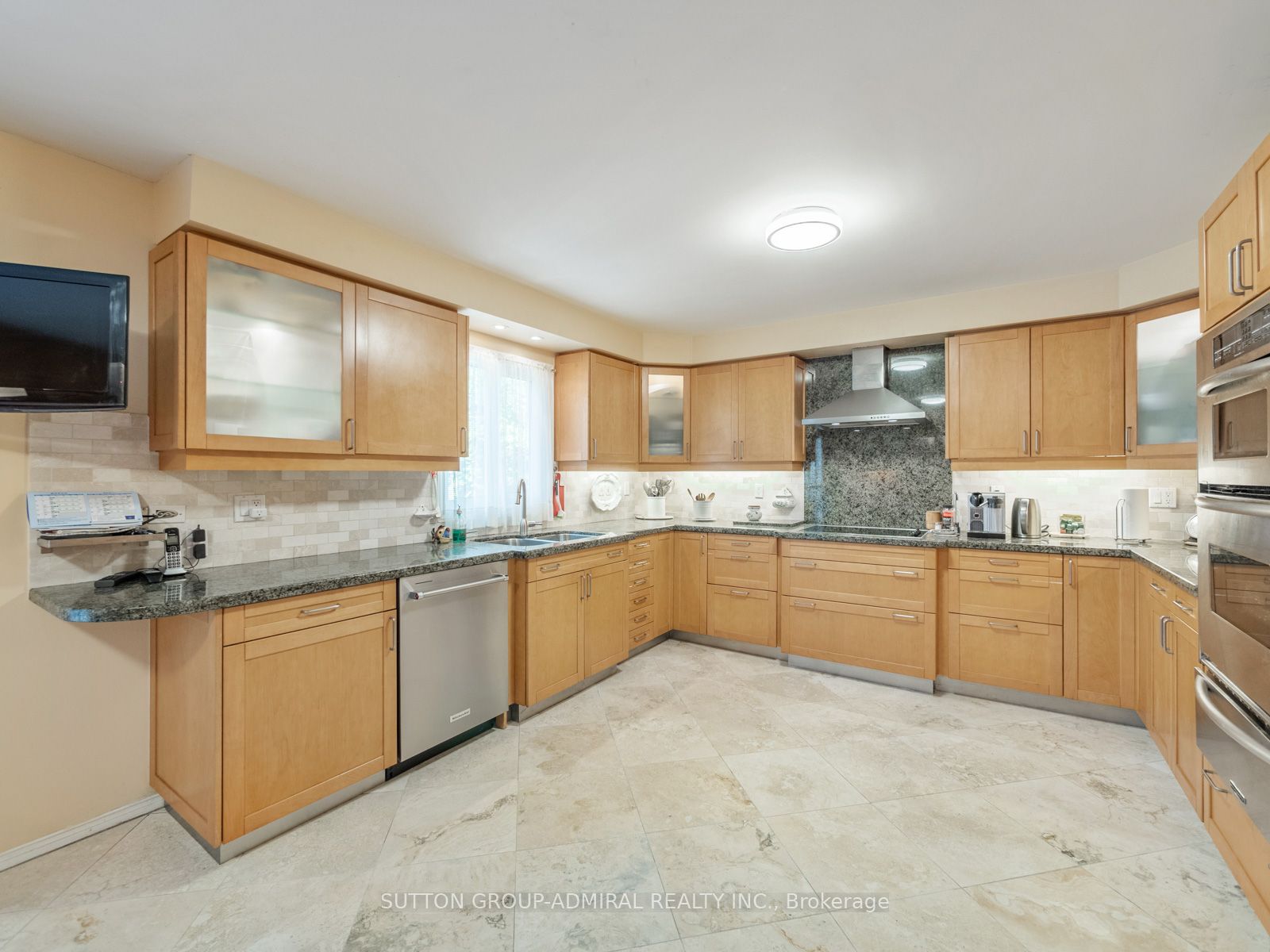 49 Miriam Crescent Property Photo 12