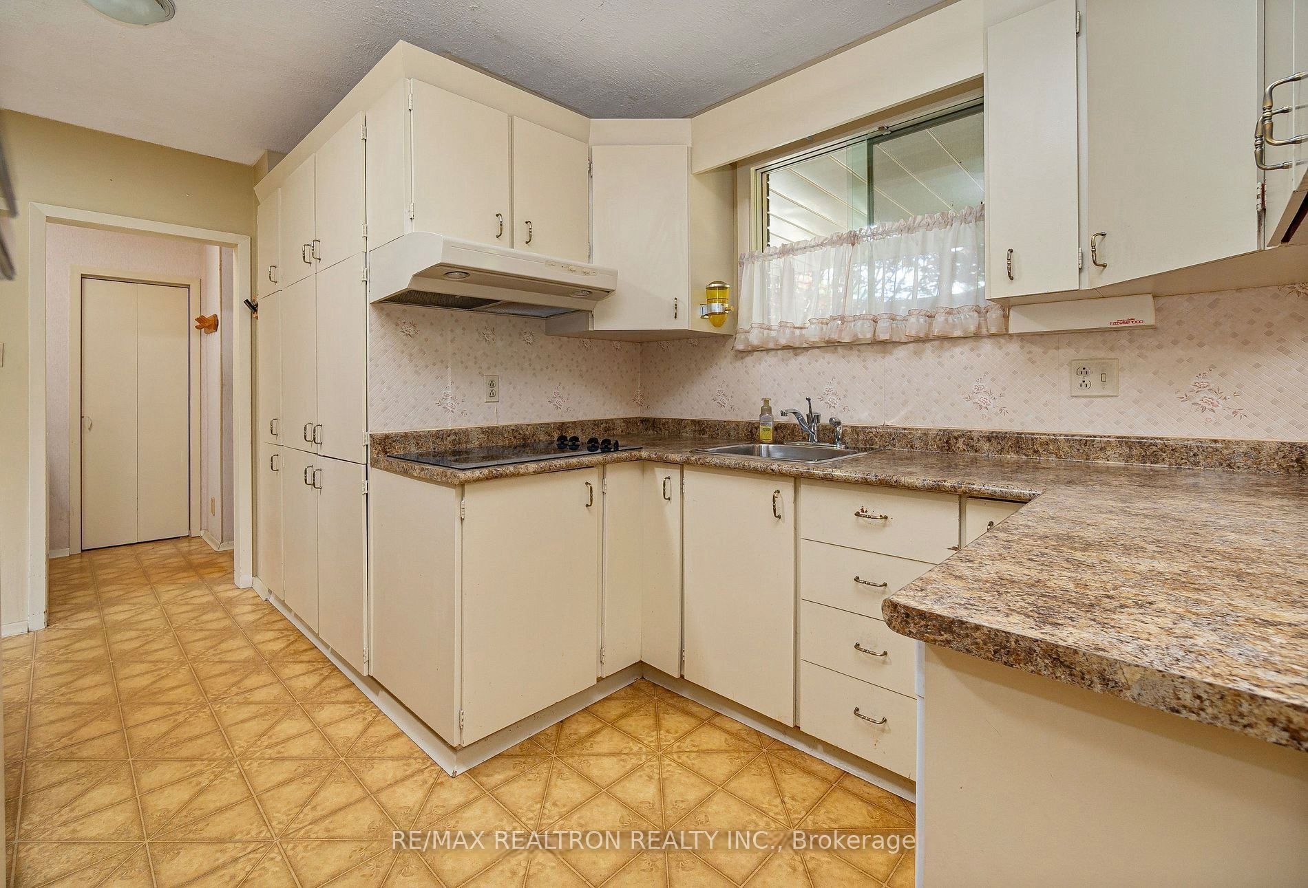 150 Church Street Property Photo 11