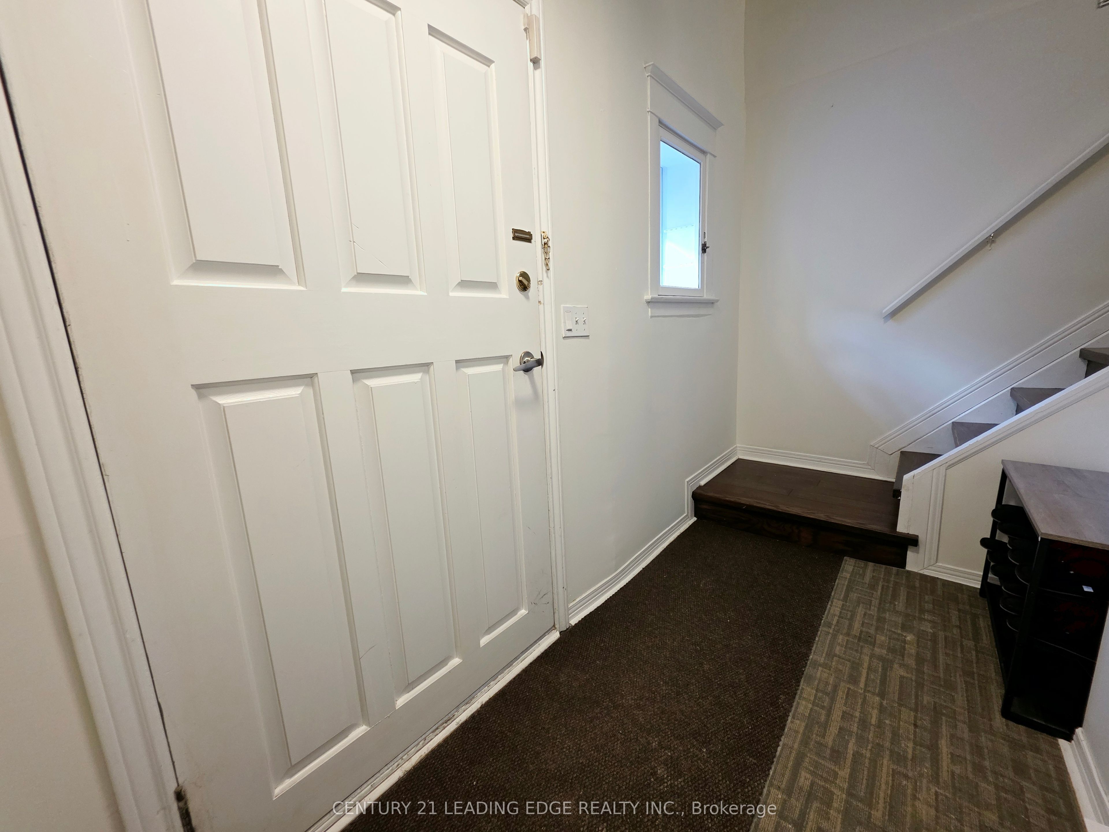 151 Main Street 2nd Flr Property Photo 4