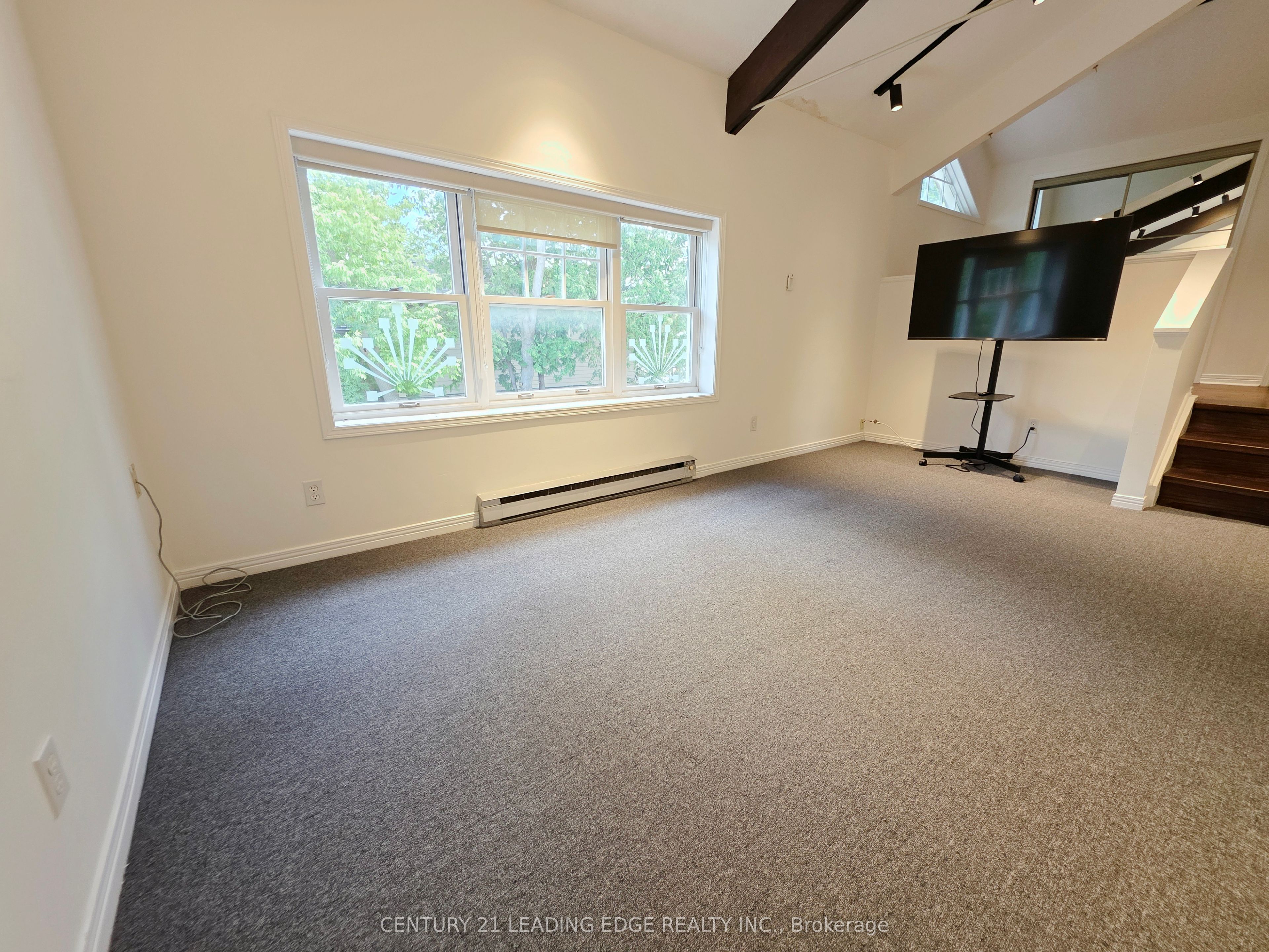 151 Main Street 2nd Flr Property Photo 8