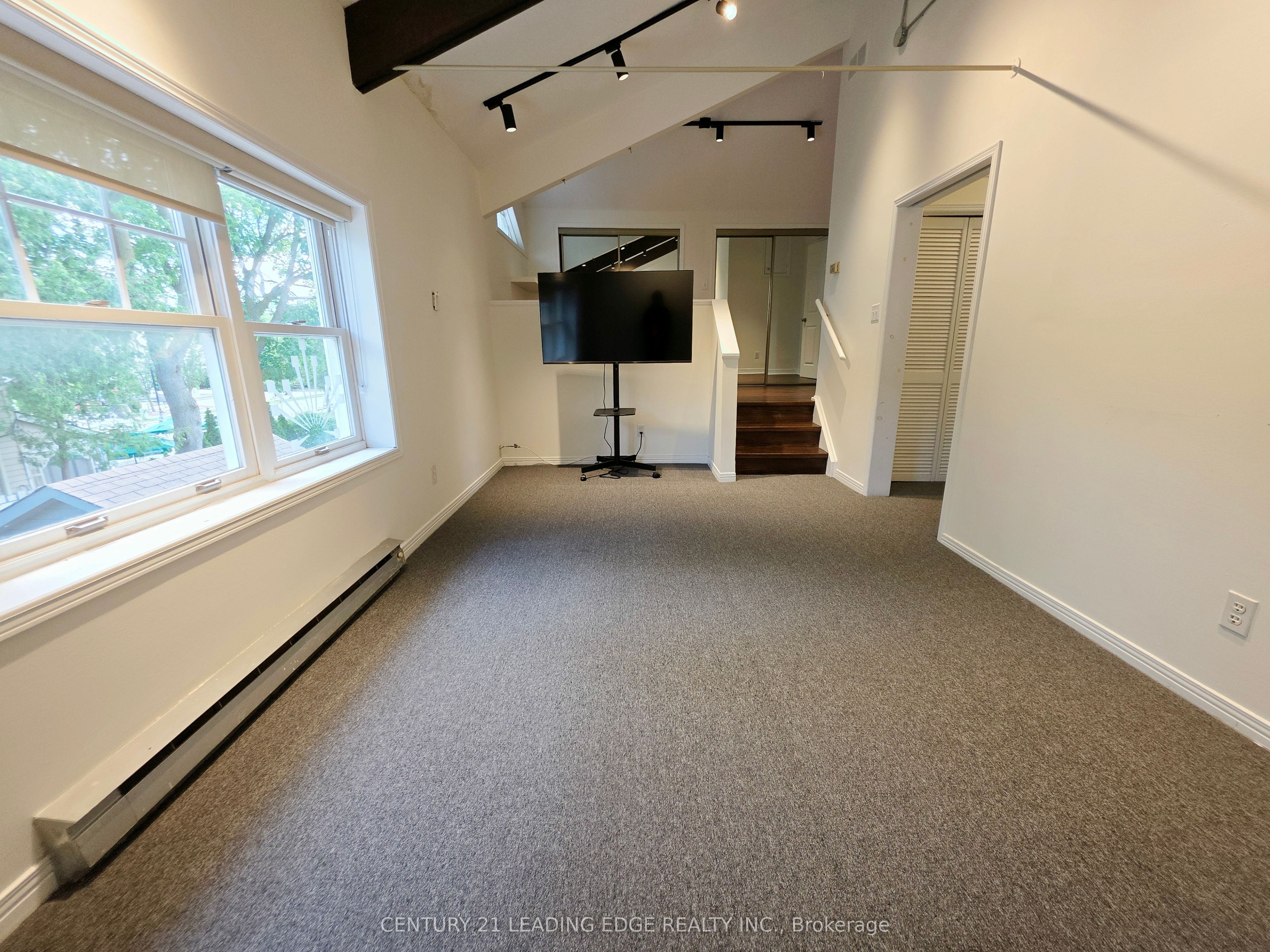 151 Main Street 2nd Flr Property Photo 9