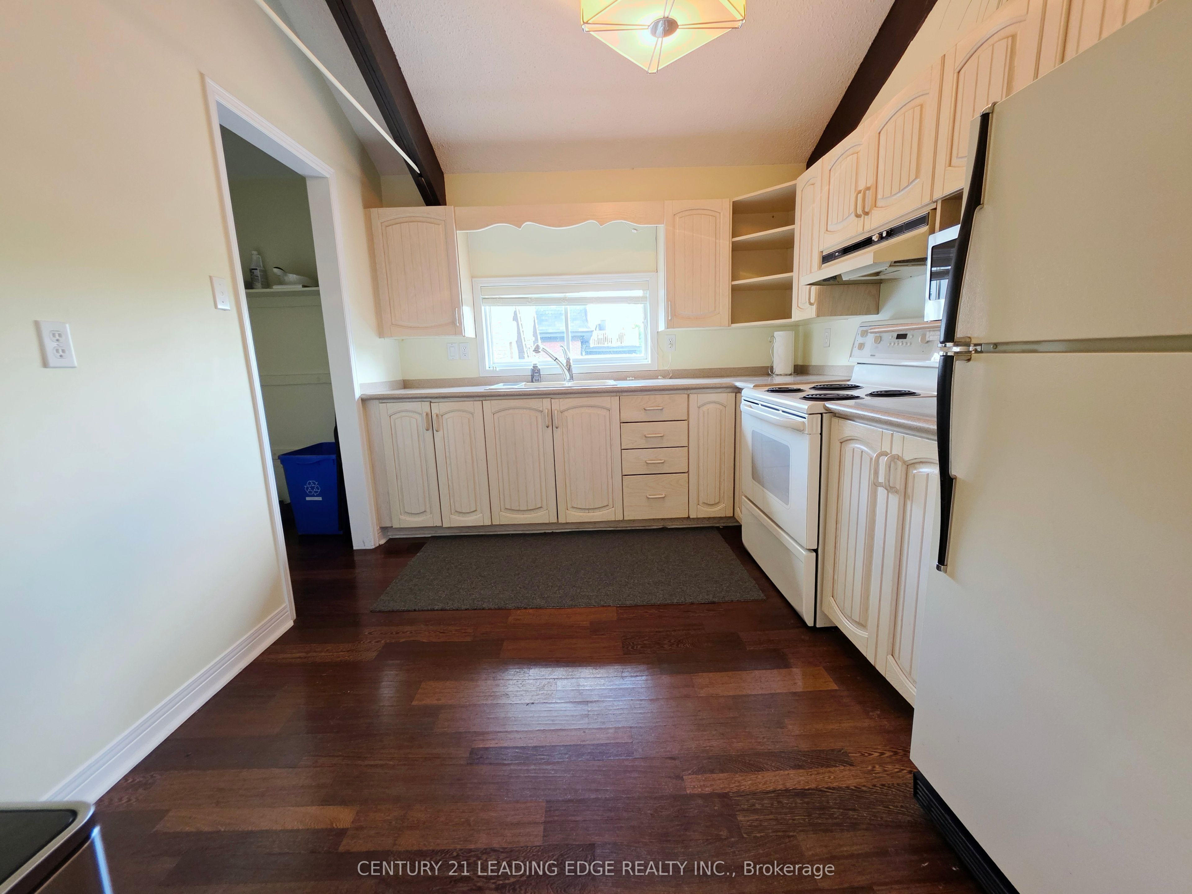 151 Main Street 2nd Flr Property Photo 16