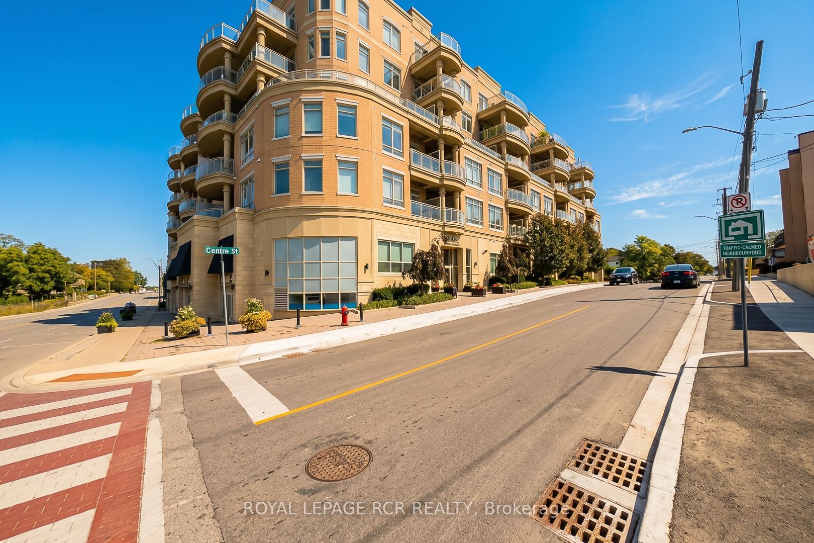15277 Yonge Street 707 Property Photo 1
