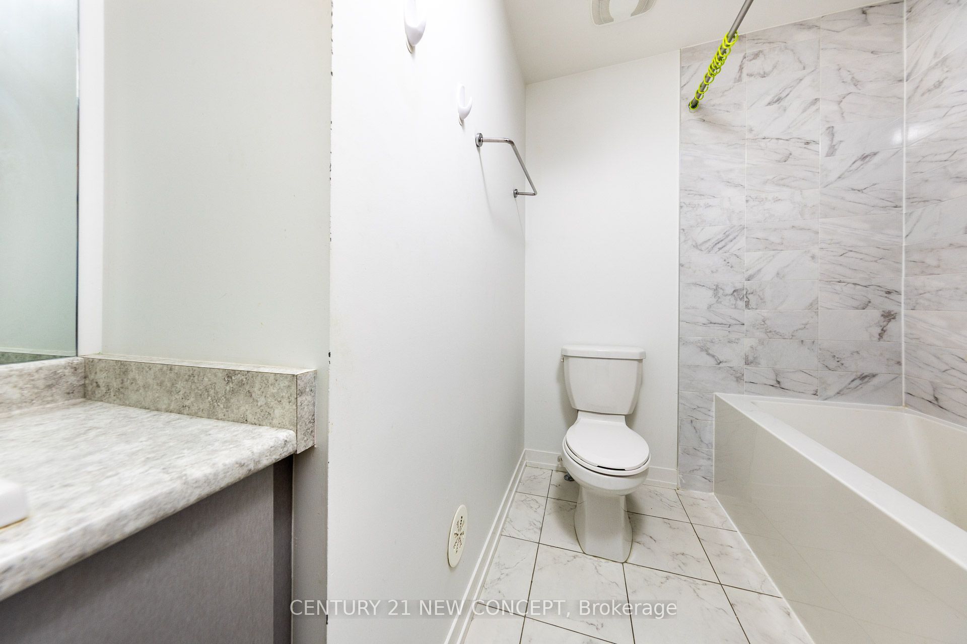 227 Harding Park Street Property Photo 18