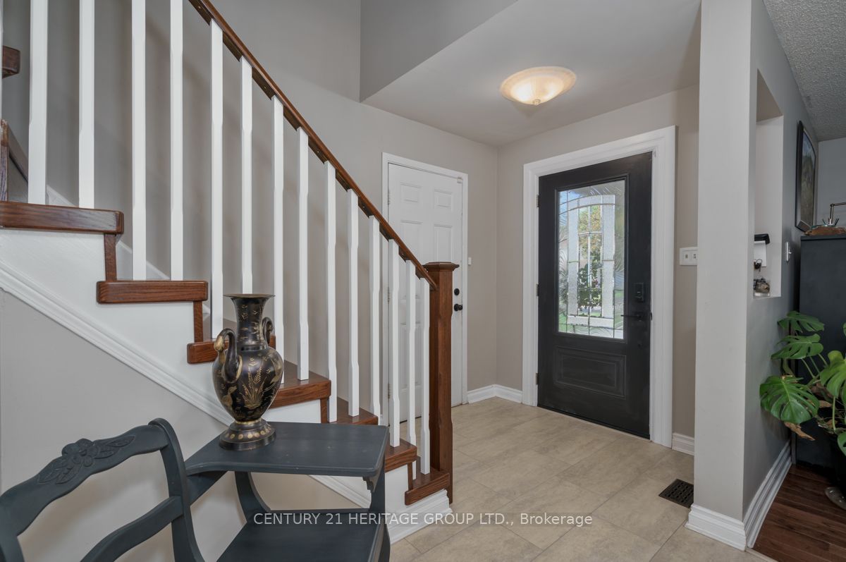 1919 Applewood Avenue Property Photo 4