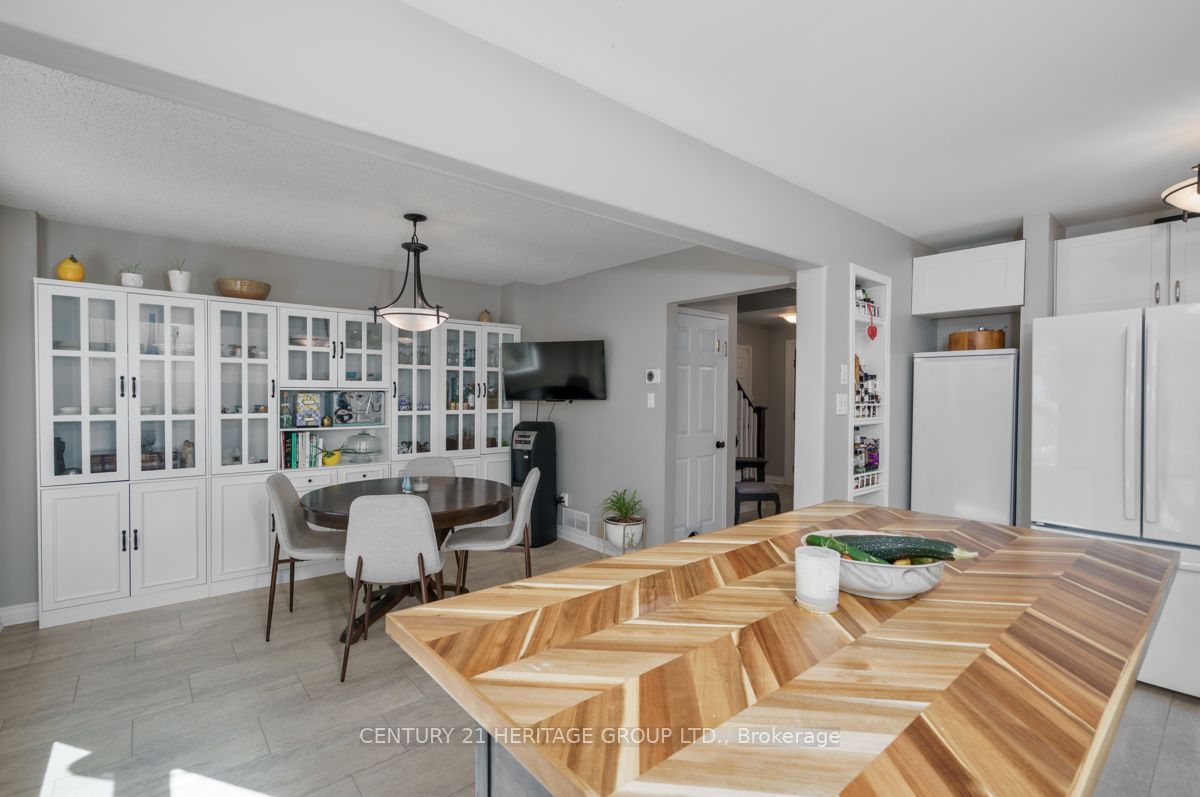 1919 Applewood Avenue Property Photo 14