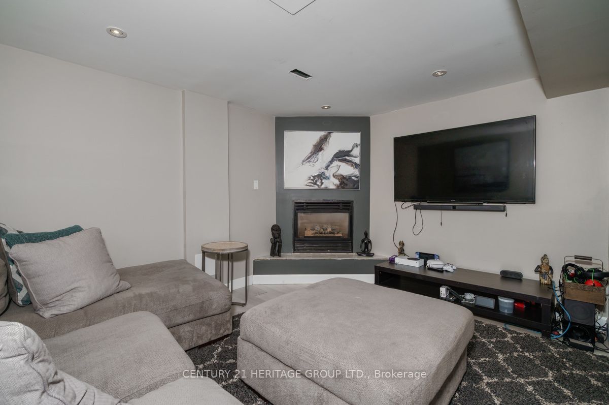 1919 Applewood Avenue Property Photo 23