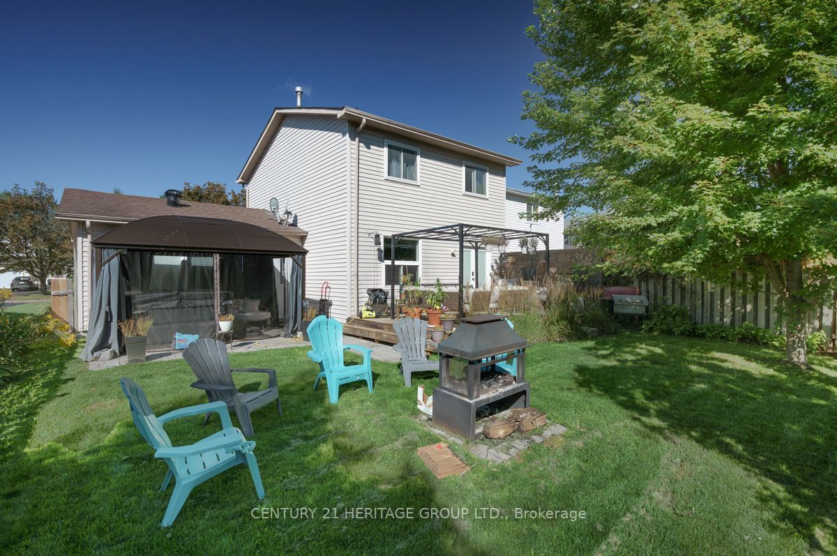 1919 Applewood Avenue Property Photo 28