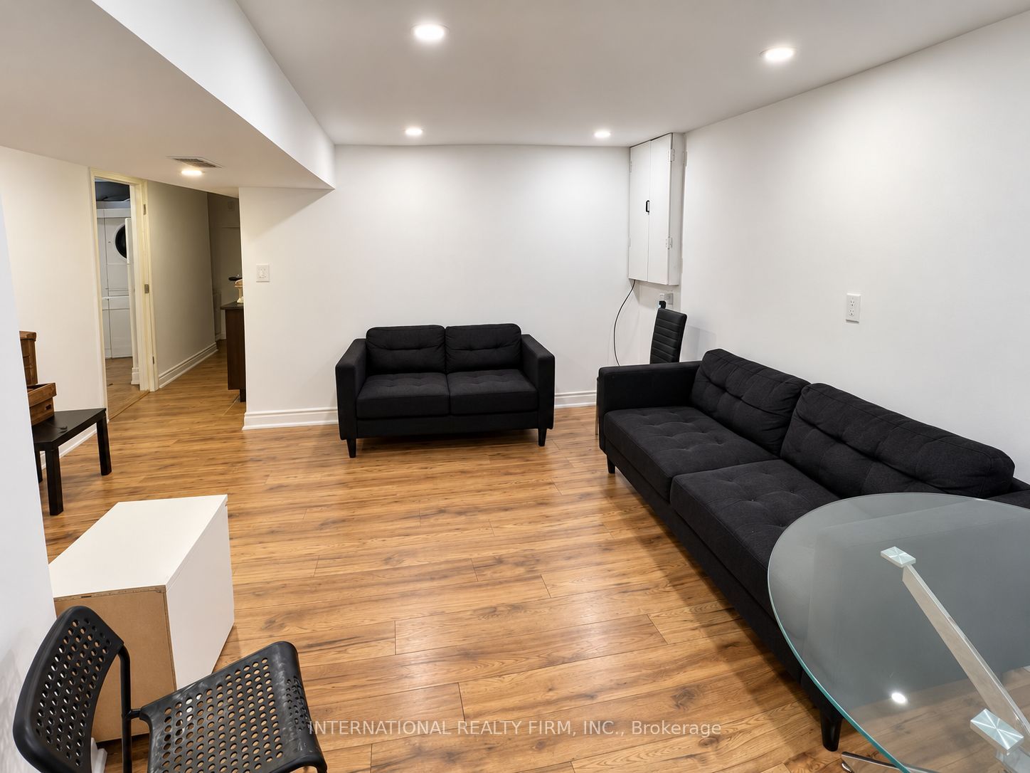 16 Constellation Crescent Basement Property Photo 7