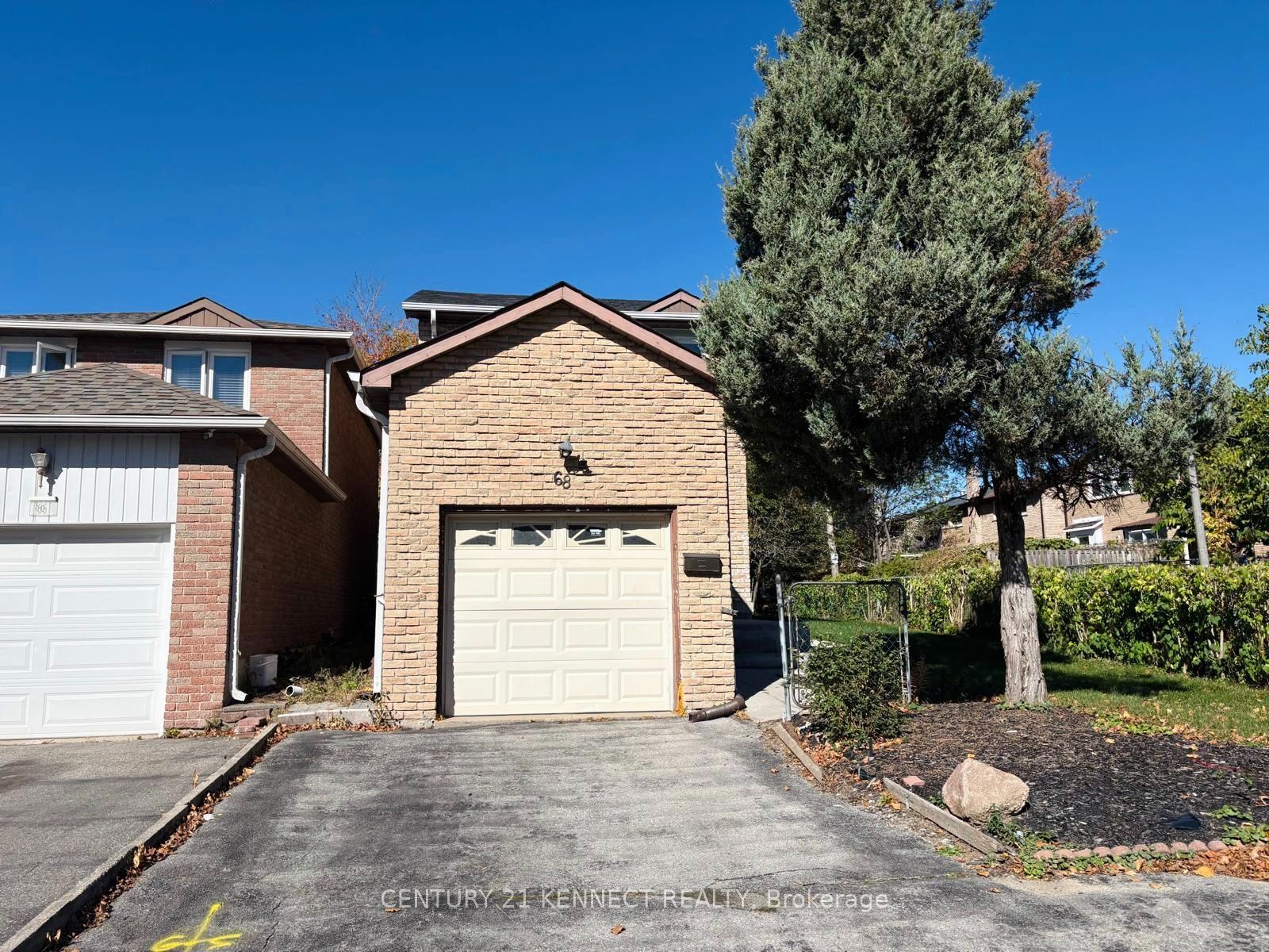 68 Larksmere Court Property Photo 1